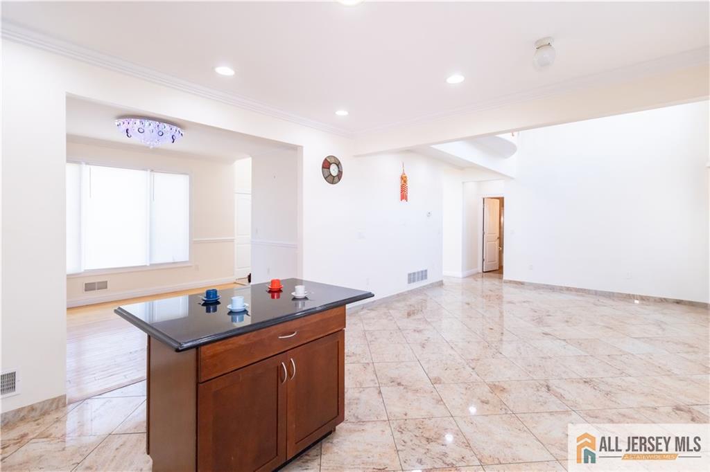 2 Universal Avenue, Edison, NJ, 08820 image 16
