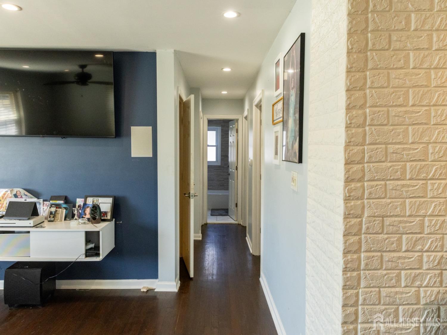 237 Cook Avenue, Middlesex, NJ, 08846 image 9