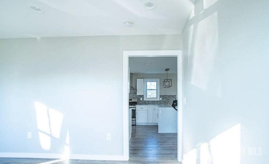 213 Summerhill Road Image 5