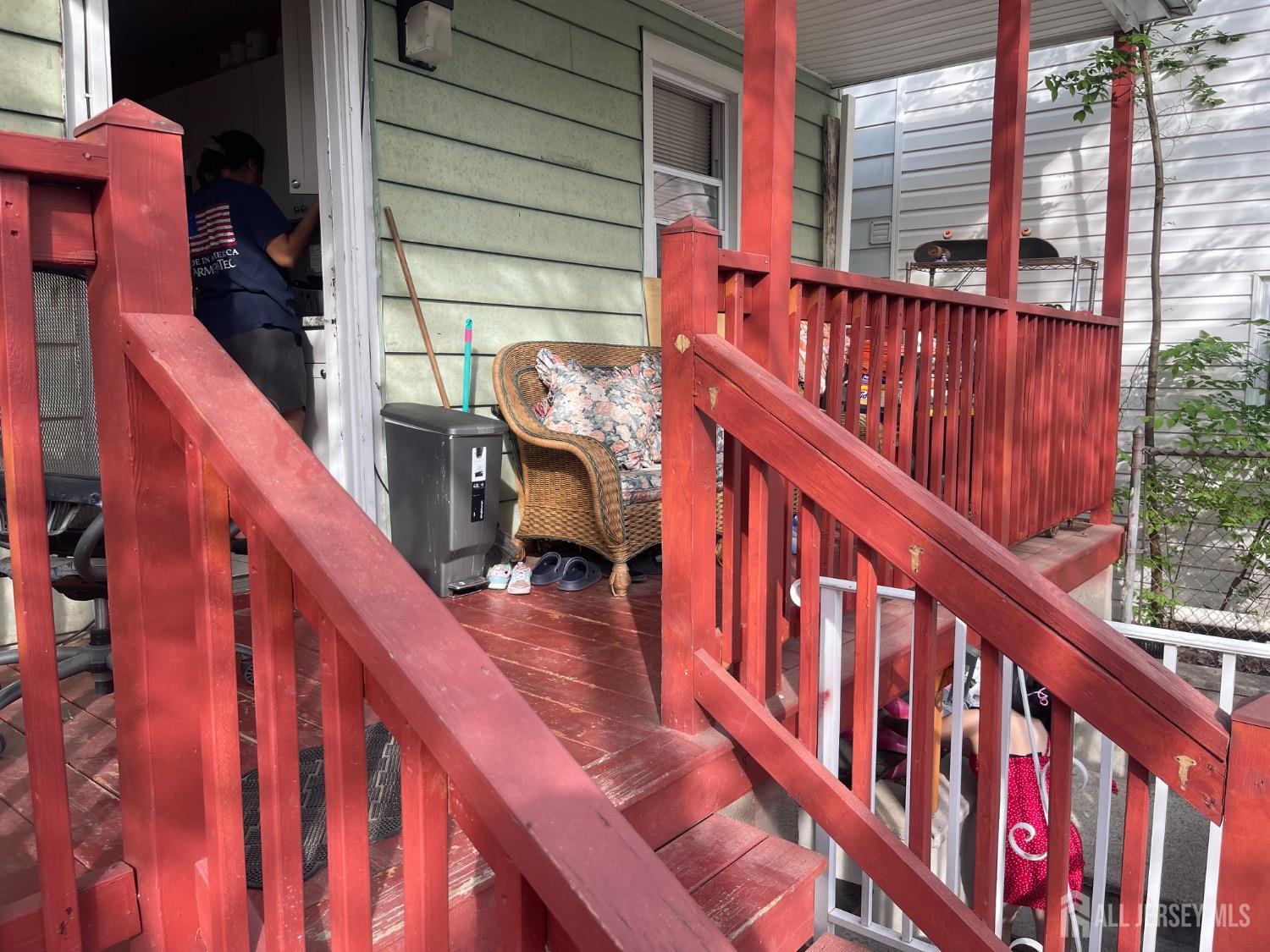 72 Comstock Street Image 2