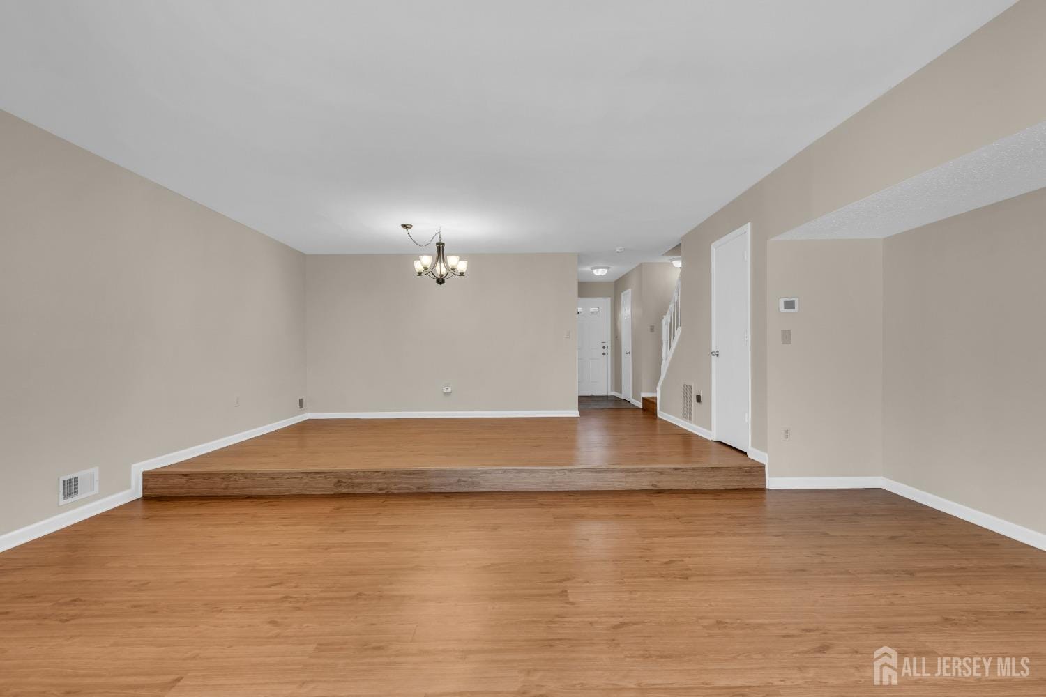19 Albury Way, North Brunswick, NJ, 08902 image 15