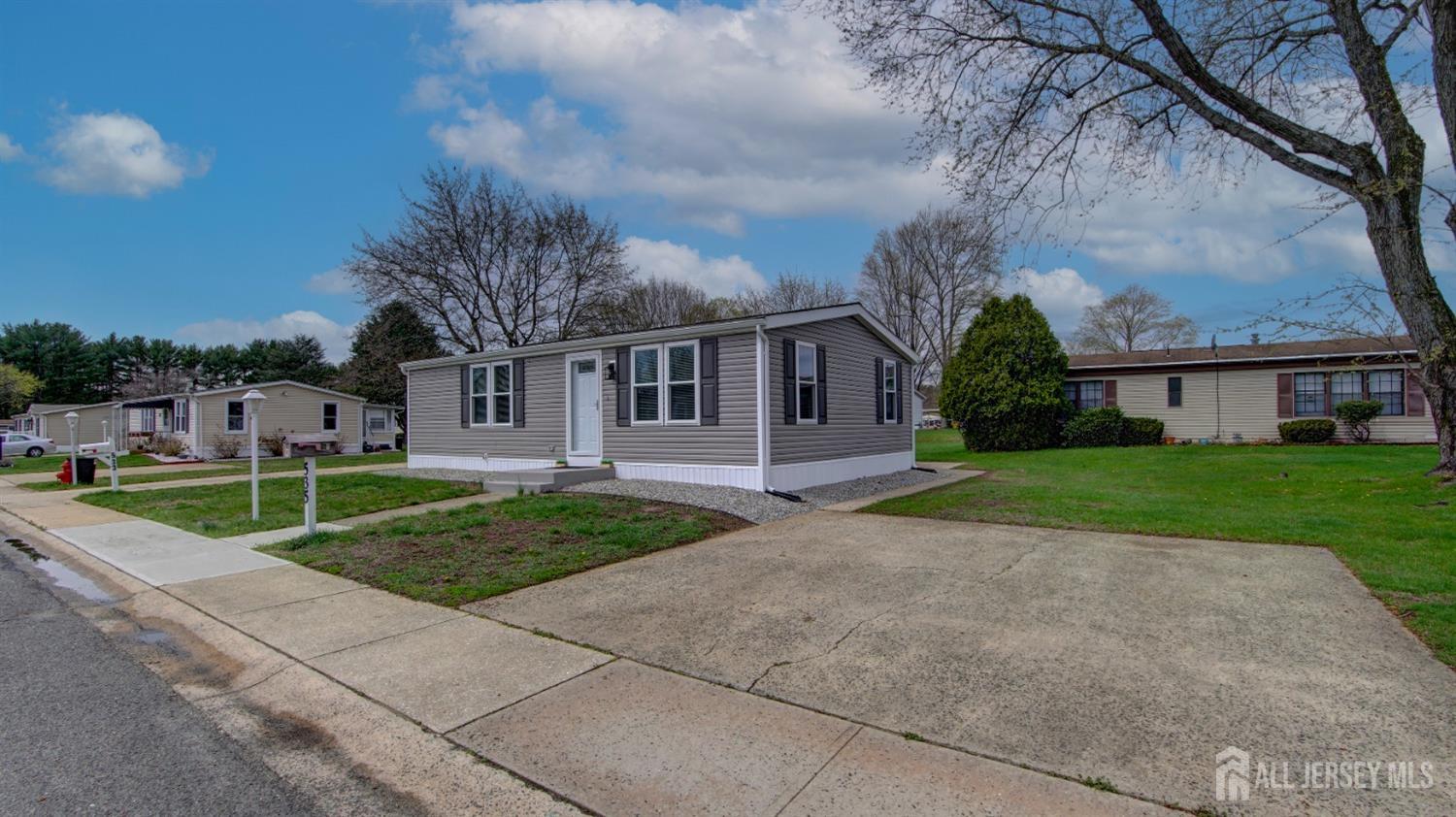 535 James Street, Freehold Twp, NJ, 07728 image 29