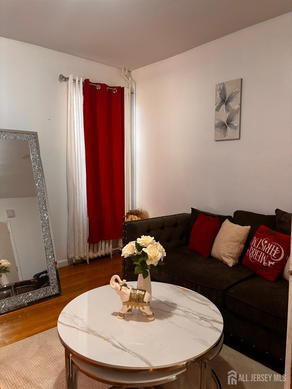 138 Armstrong Avenue Image 4