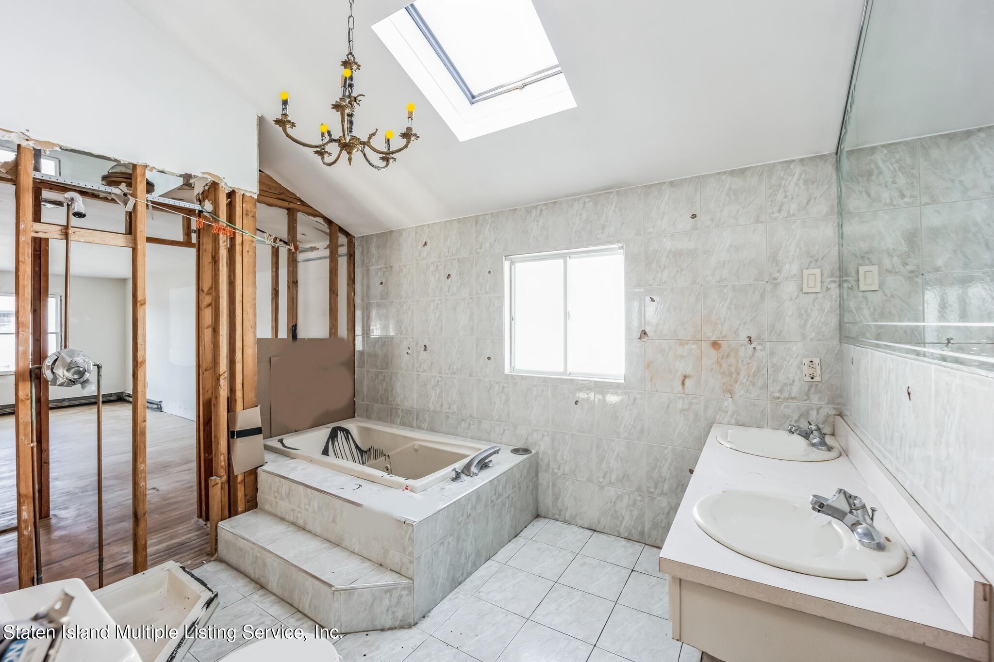 284 Chelsea Street, Staten Island, NY, 10307 image 18