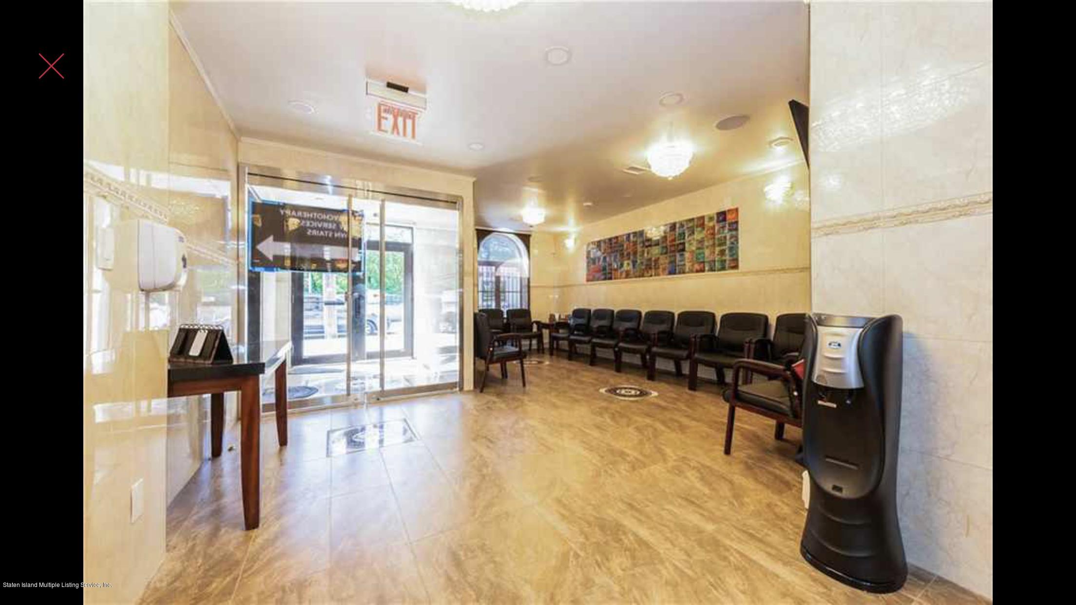 111 Dahlgren Place Image 5