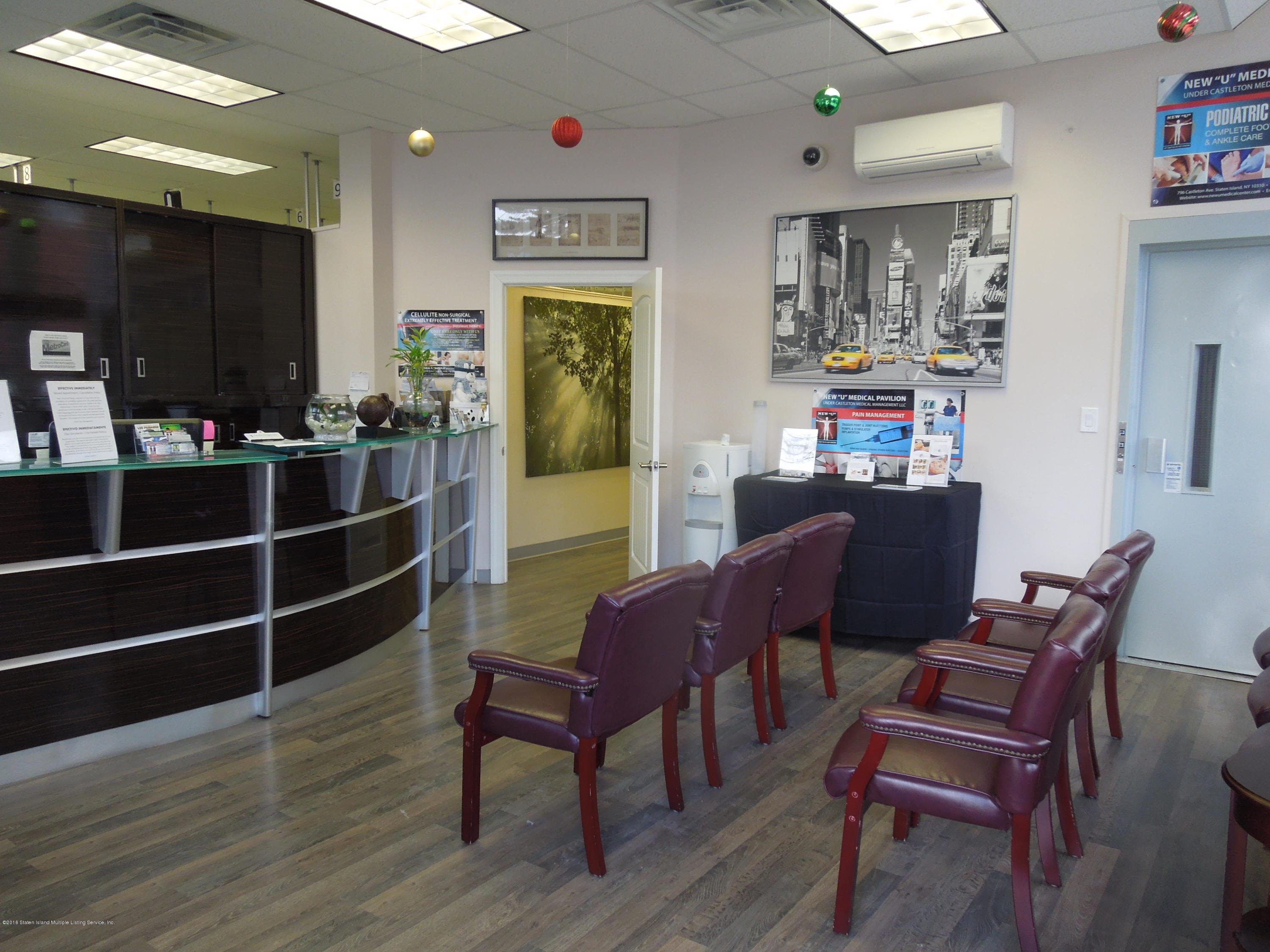 796 Castleton Avenue Image 5