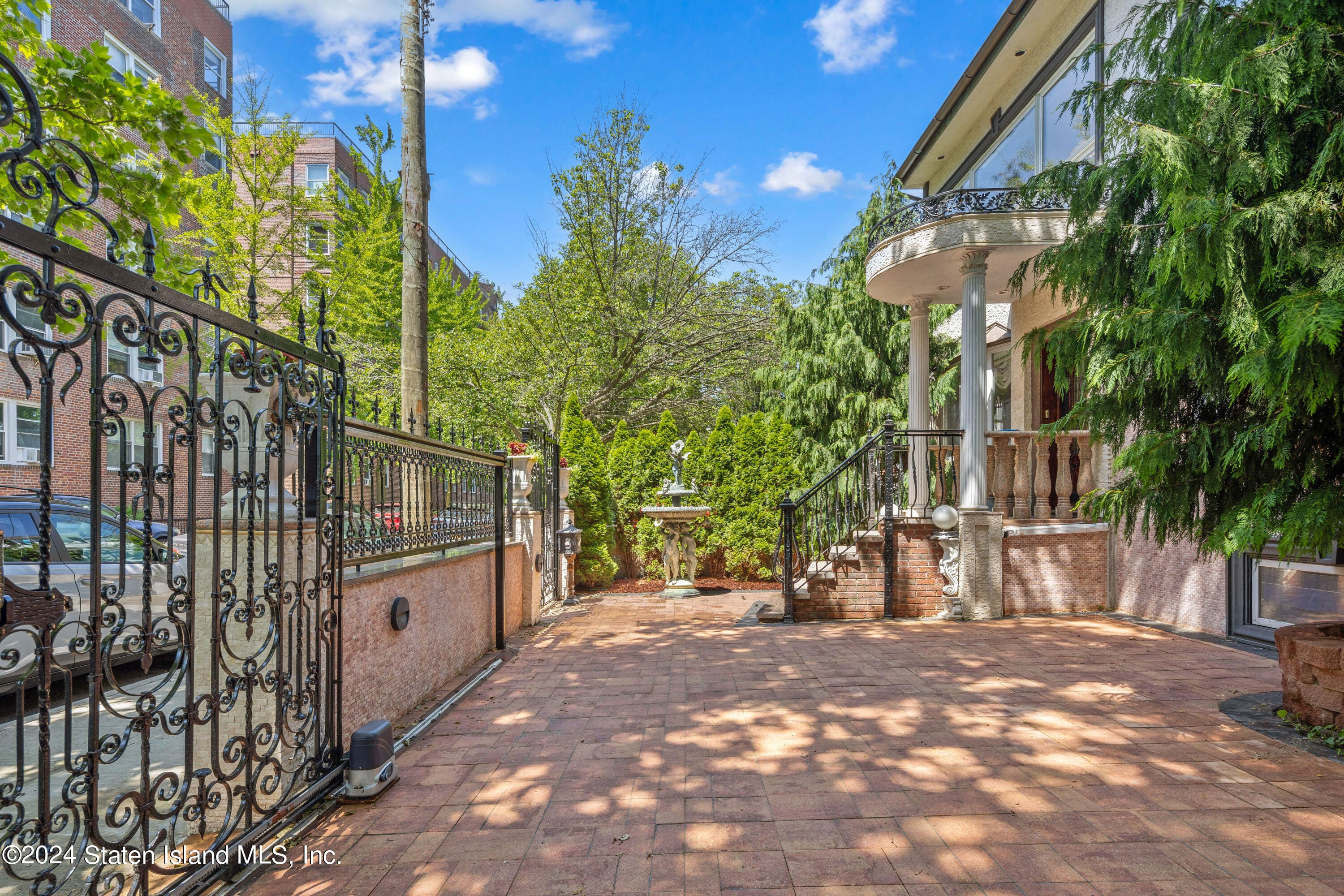 21 87th Street Image 3