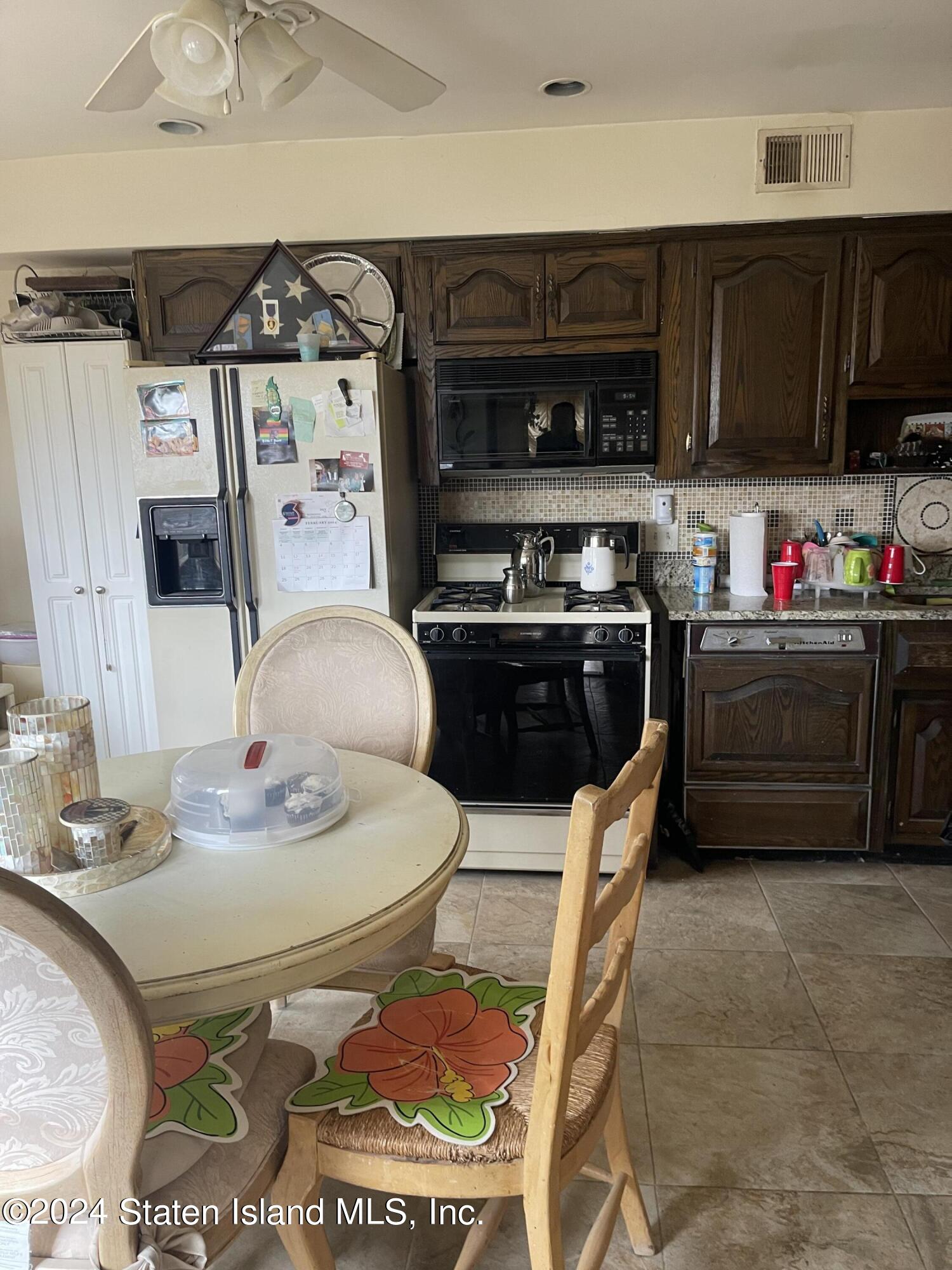 382 Flagg Place, Staten Island, NY, 10304 image 16