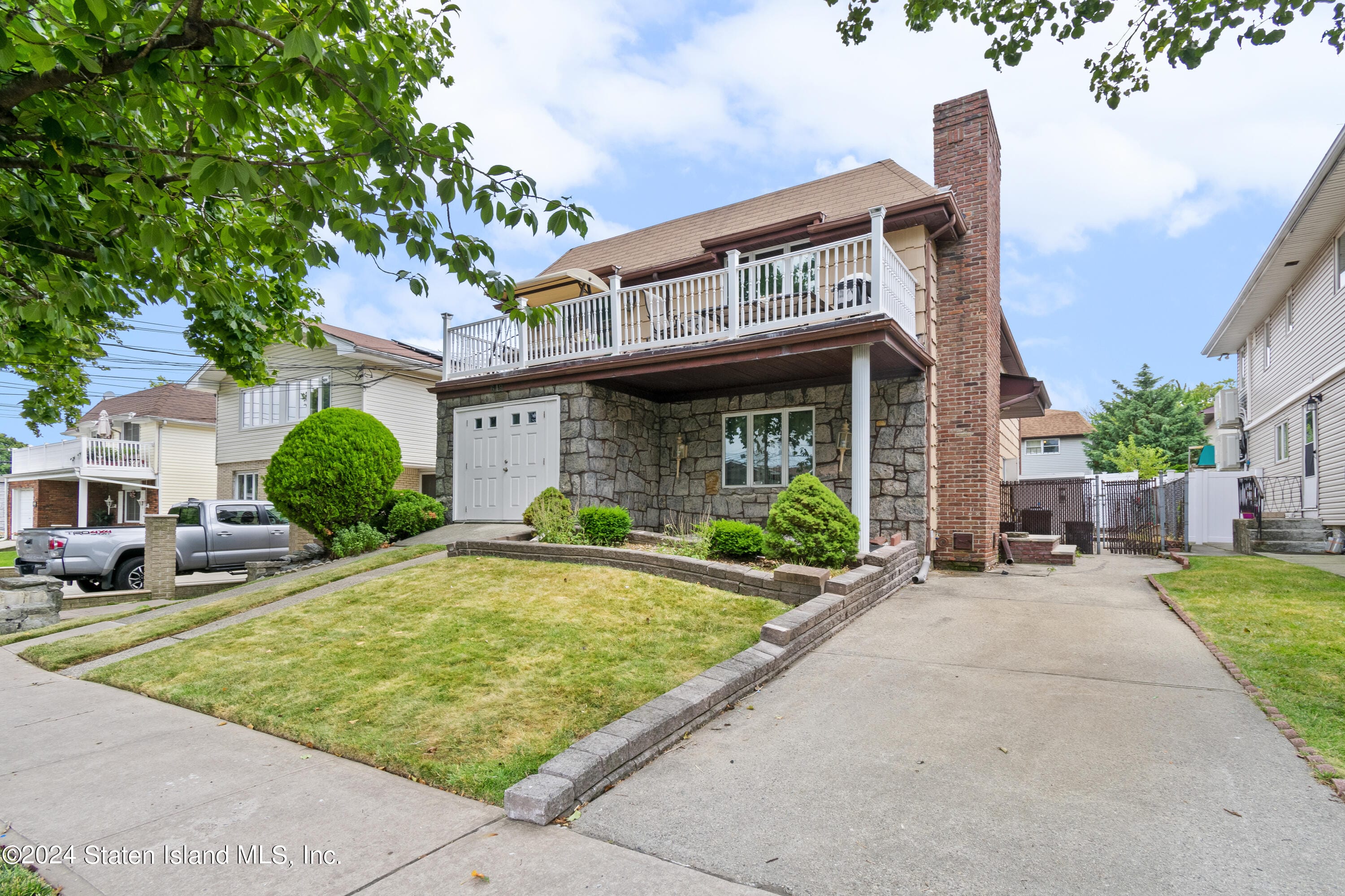 619 Ingram Avenue Image 2