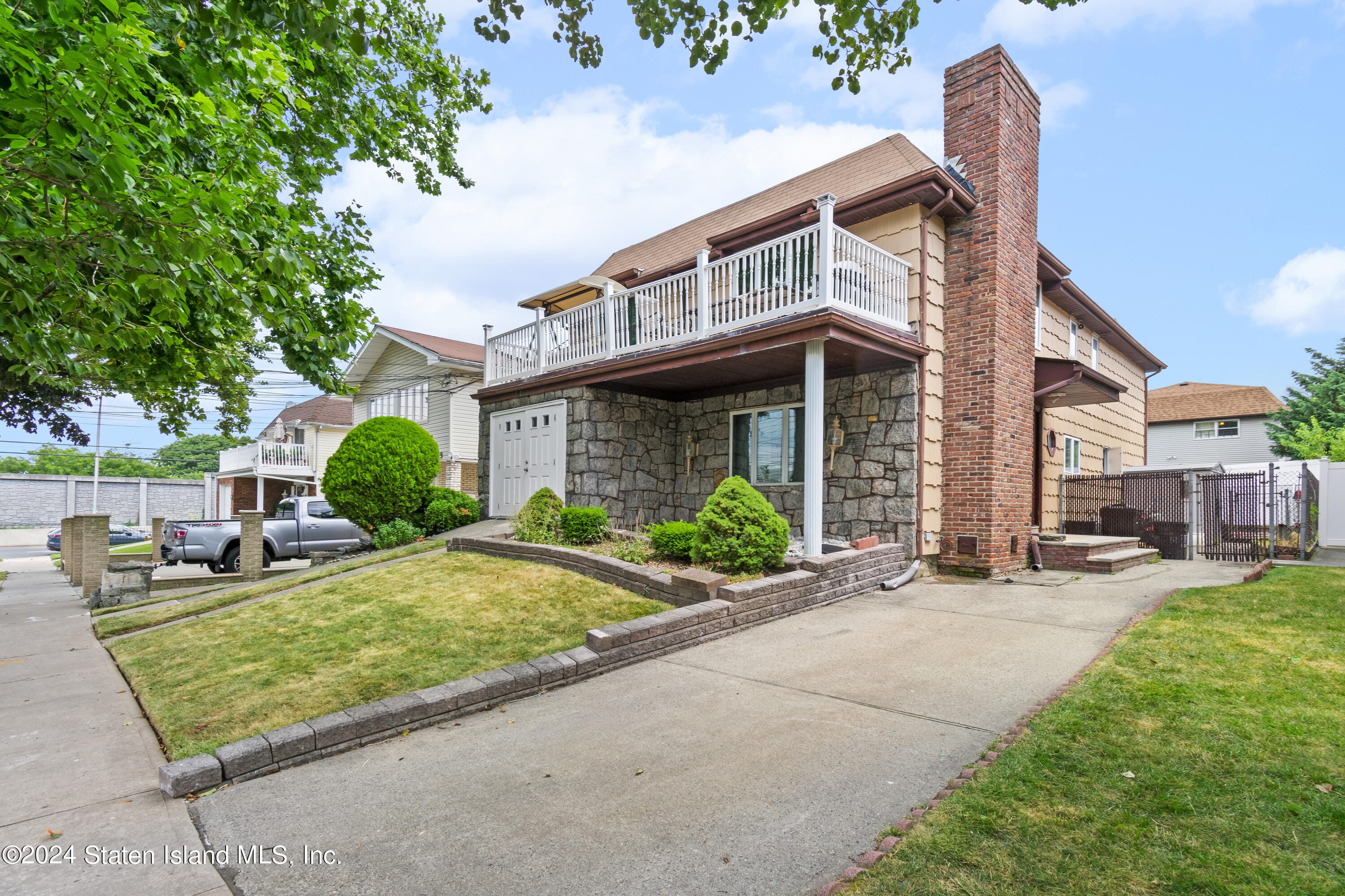 619 Ingram Avenue Image 3