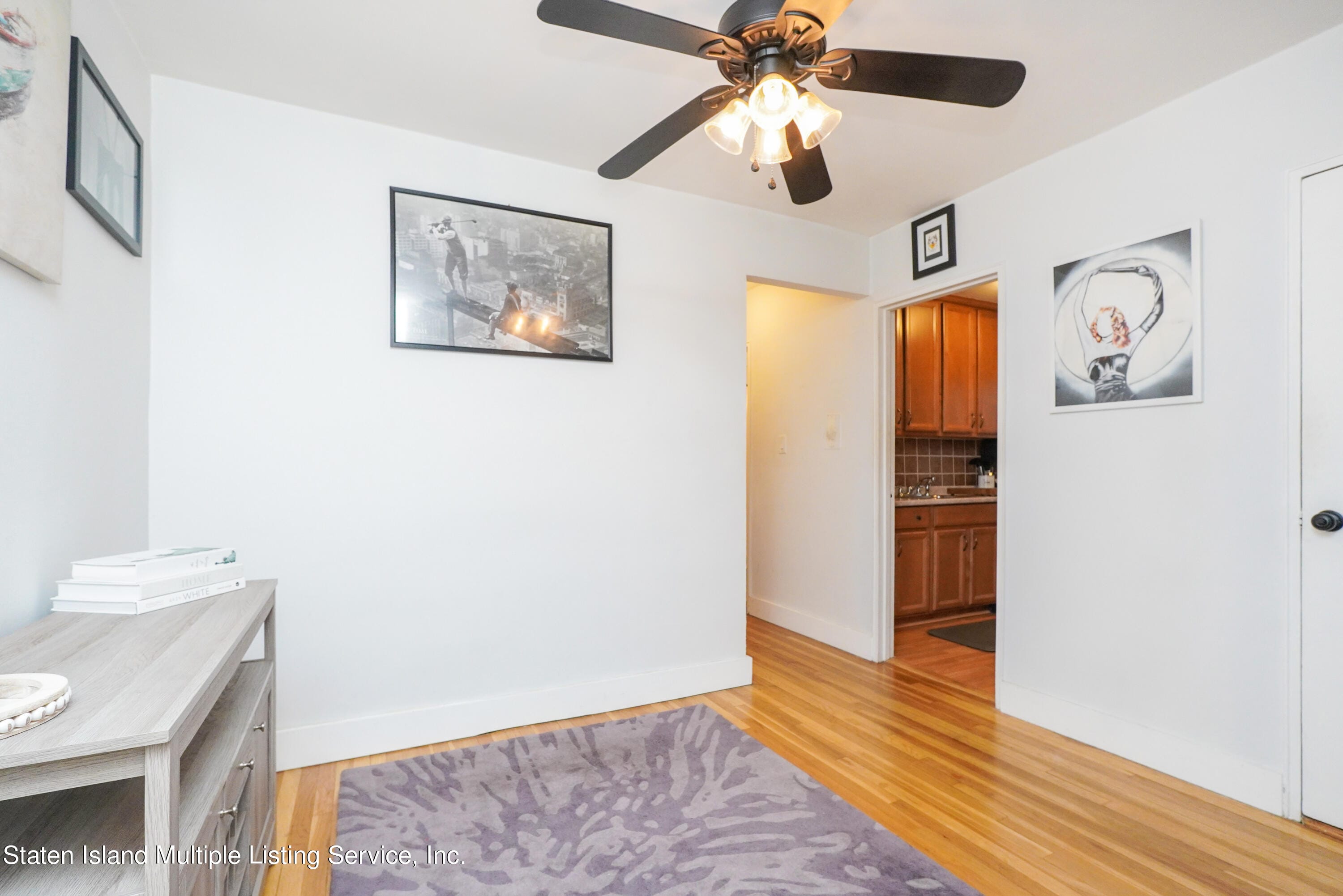 61 Oliver Street 2v Image 2