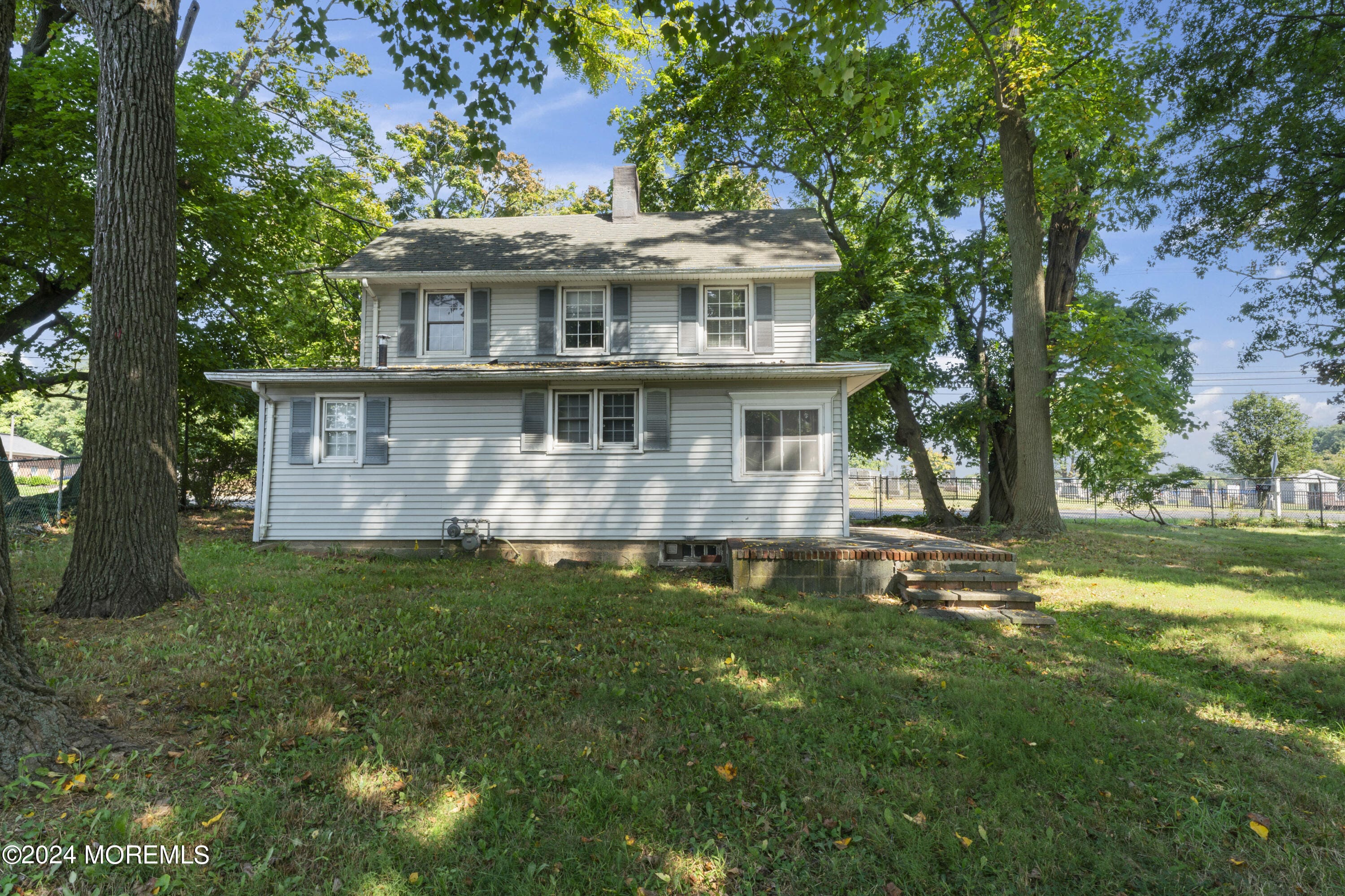 185 Monmouth Road Image 2