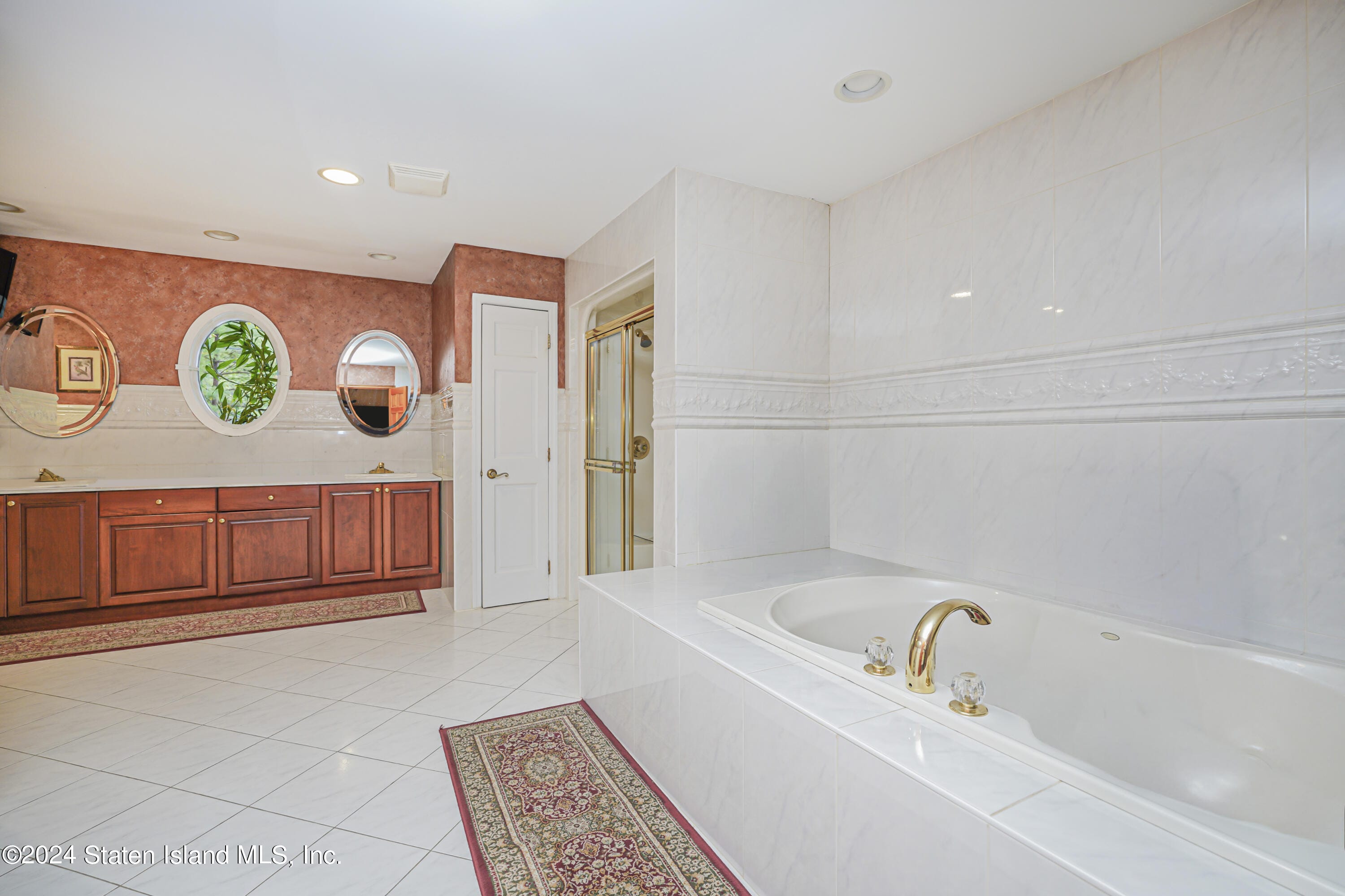 15 The Oval, Staten Island, NY, 10304 image 43