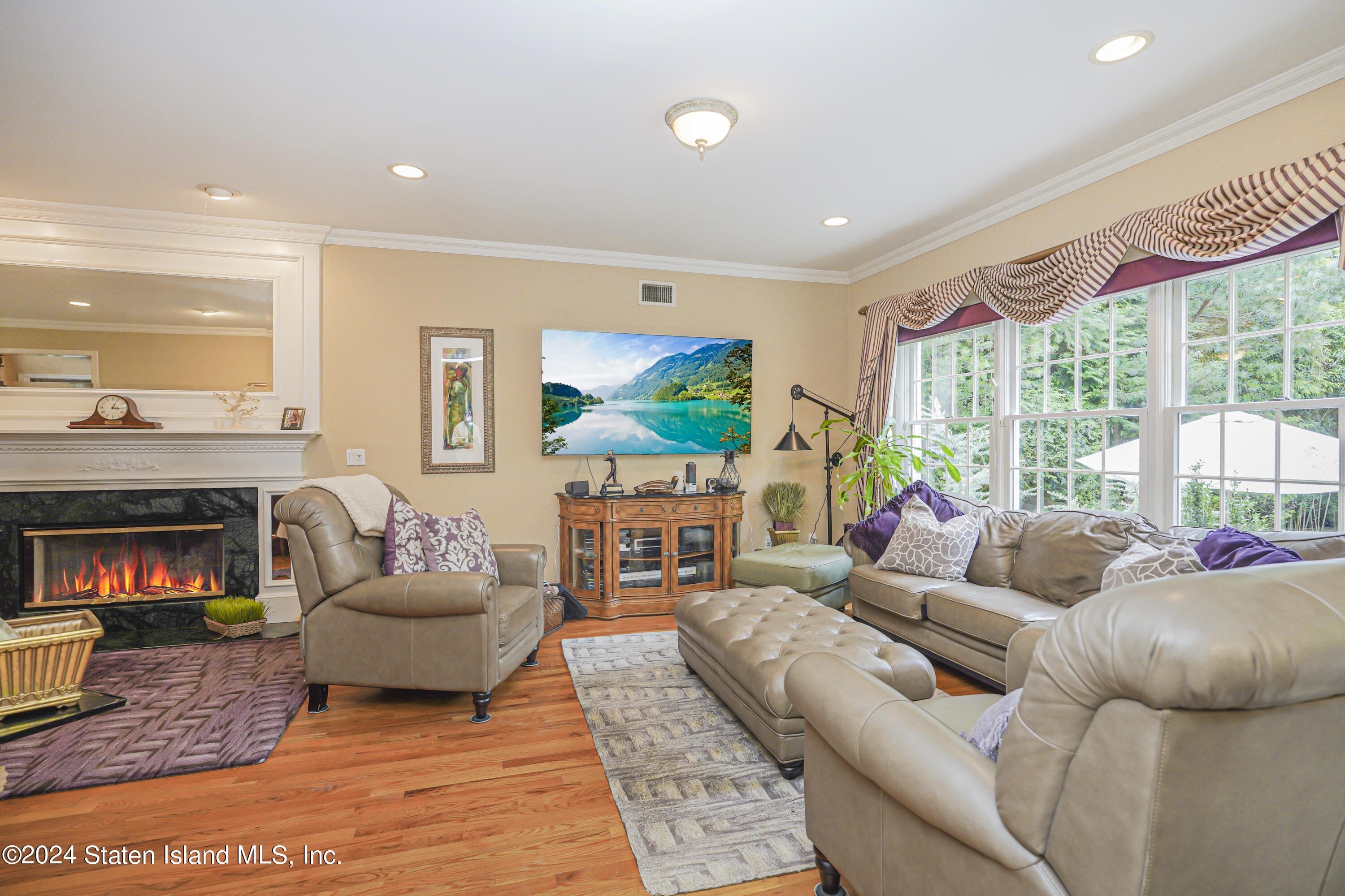 15 The Oval, Staten Island, NY, 10304 image 24