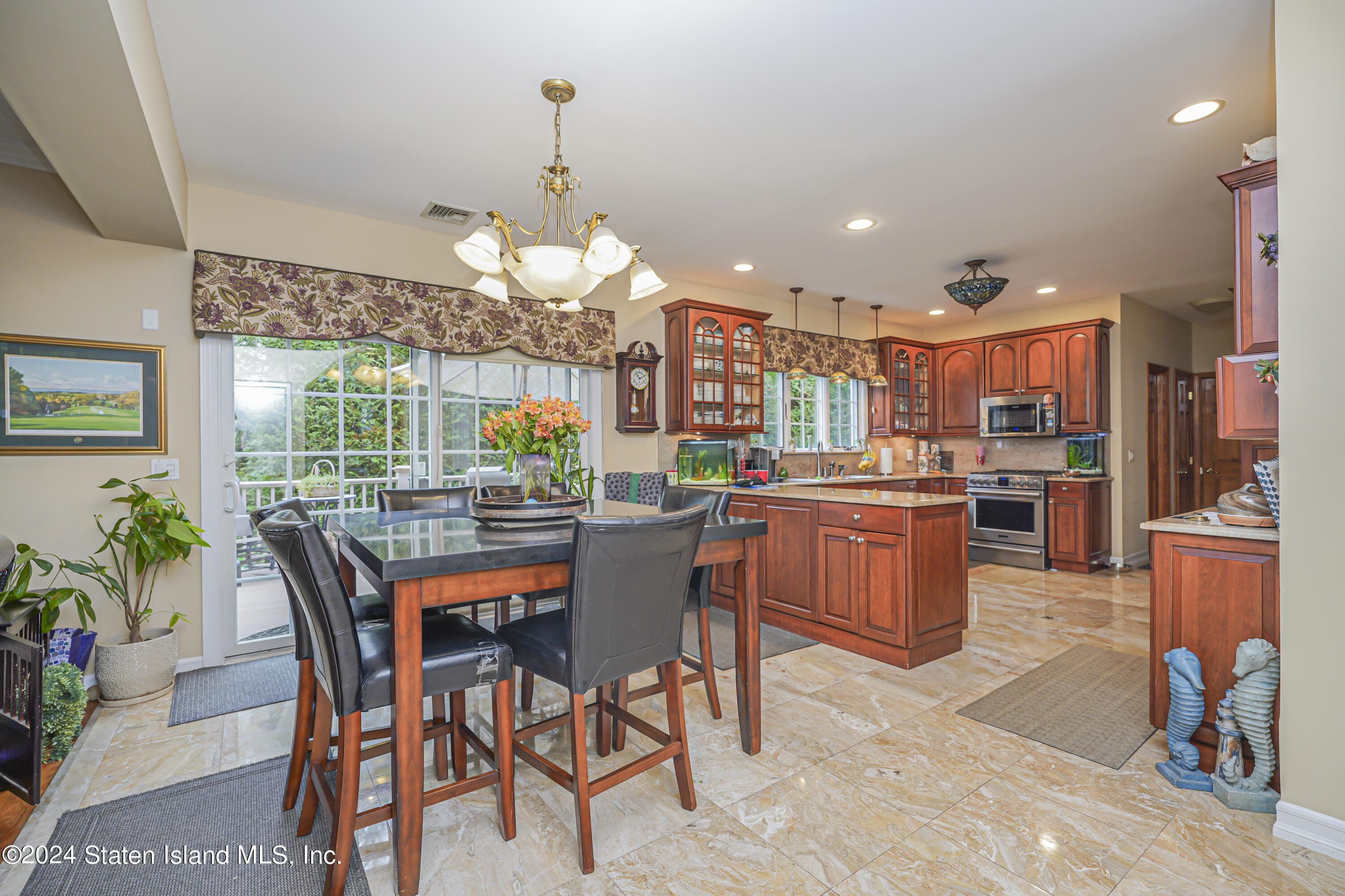 15 The Oval, Staten Island, NY, 10304 image 18