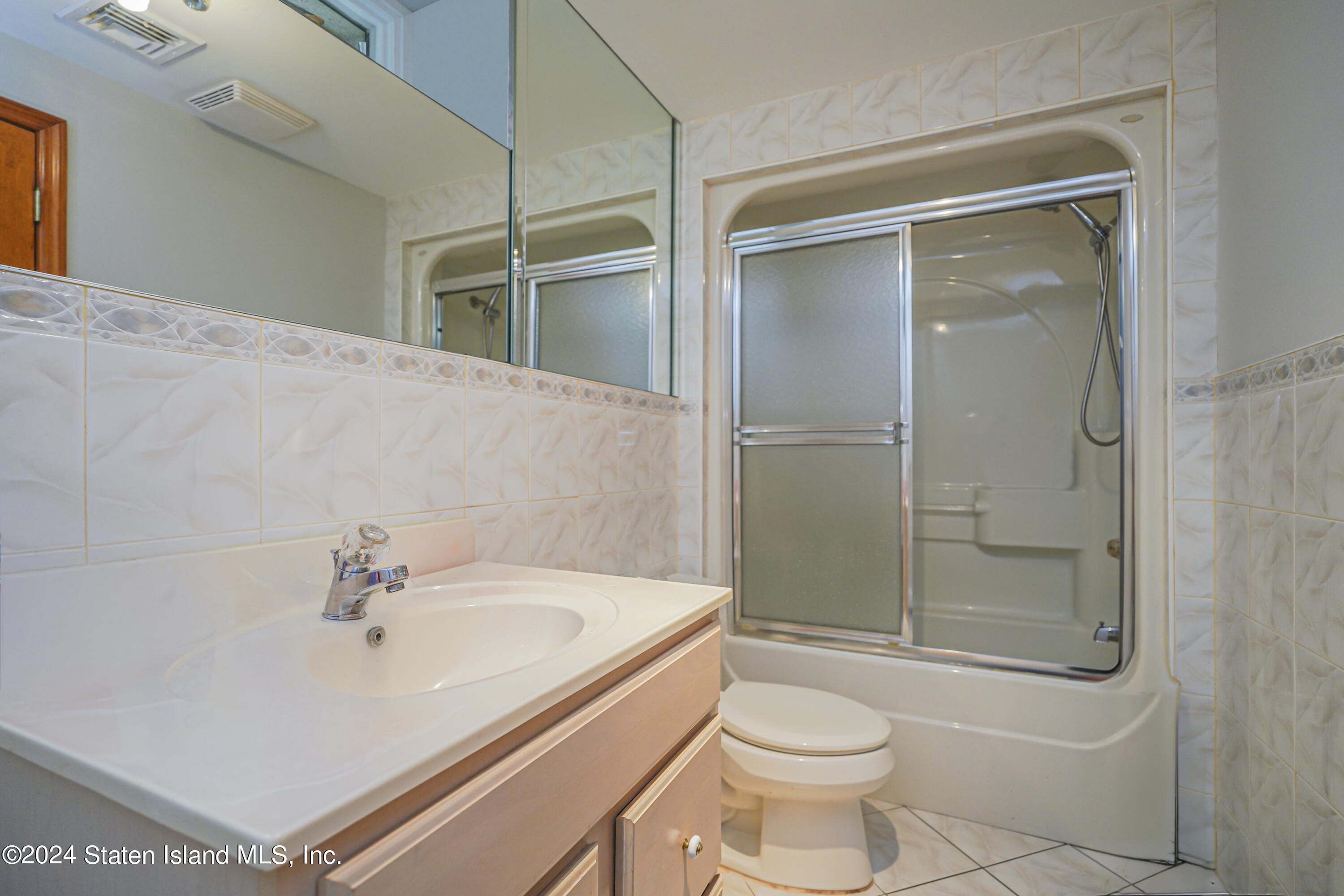 15 The Oval, Staten Island, NY, 10304 image 45