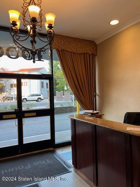 1000 Clove Road 10n Image 4