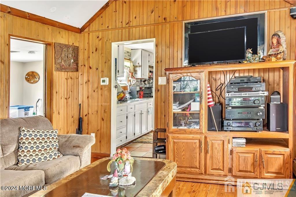 30 Shadyside Avenue, Keansburg, NJ, 07734 image 8