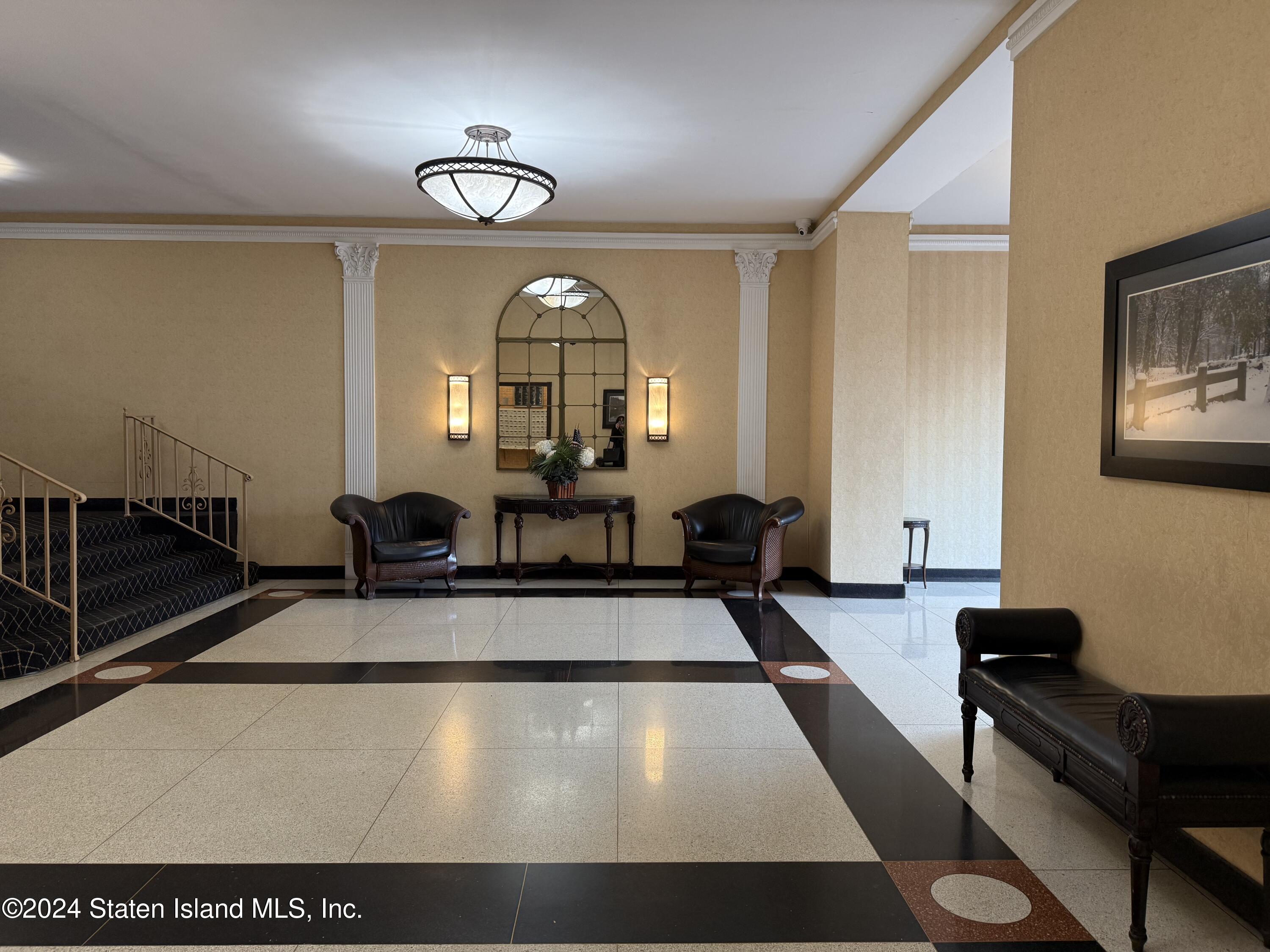 1000 Clove Road 8-C Image 2