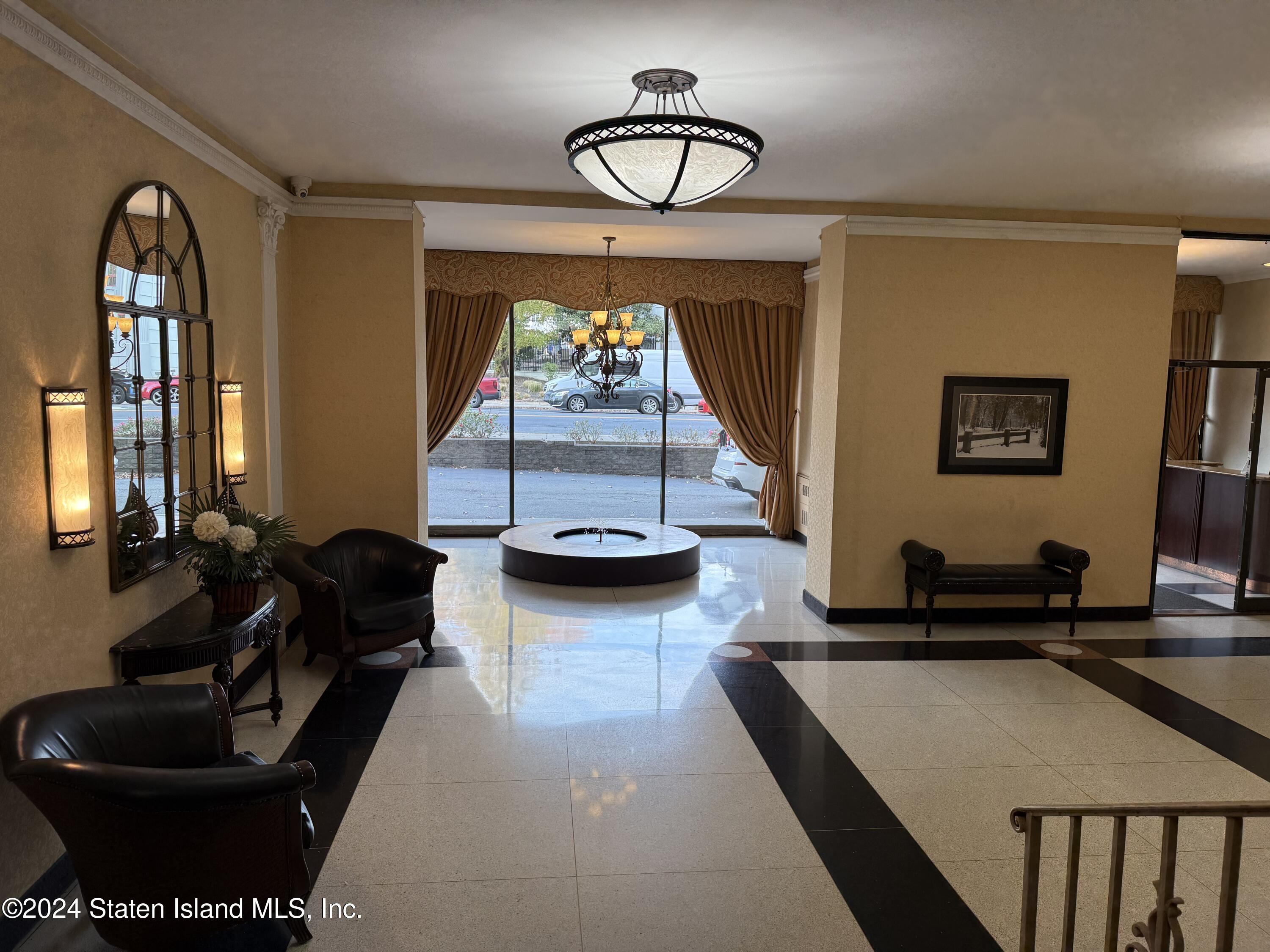 1000 Clove Road 8-C Image 4
