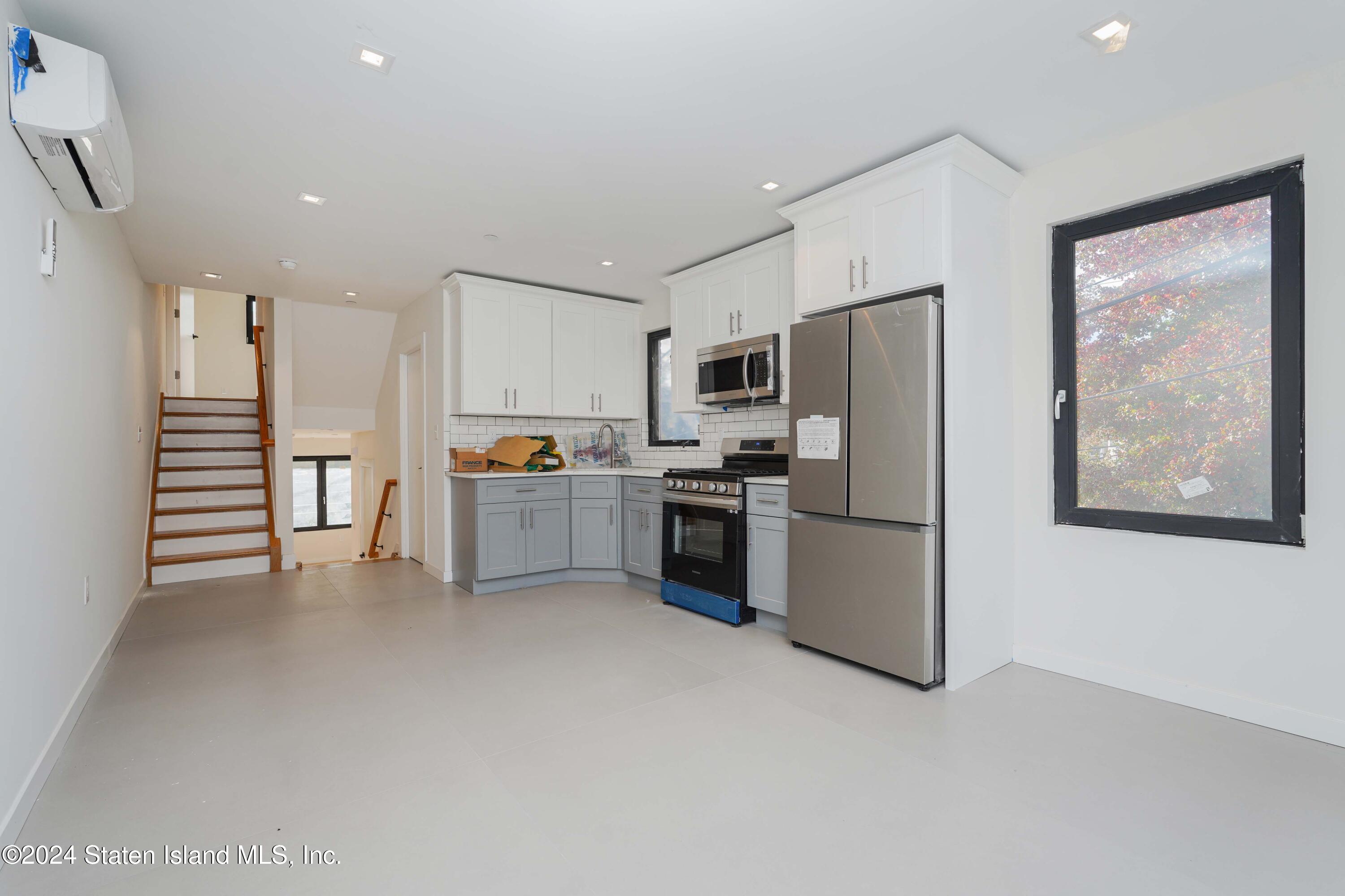 19-23 Foster Road, Staten Island, NY, 10309 image 12