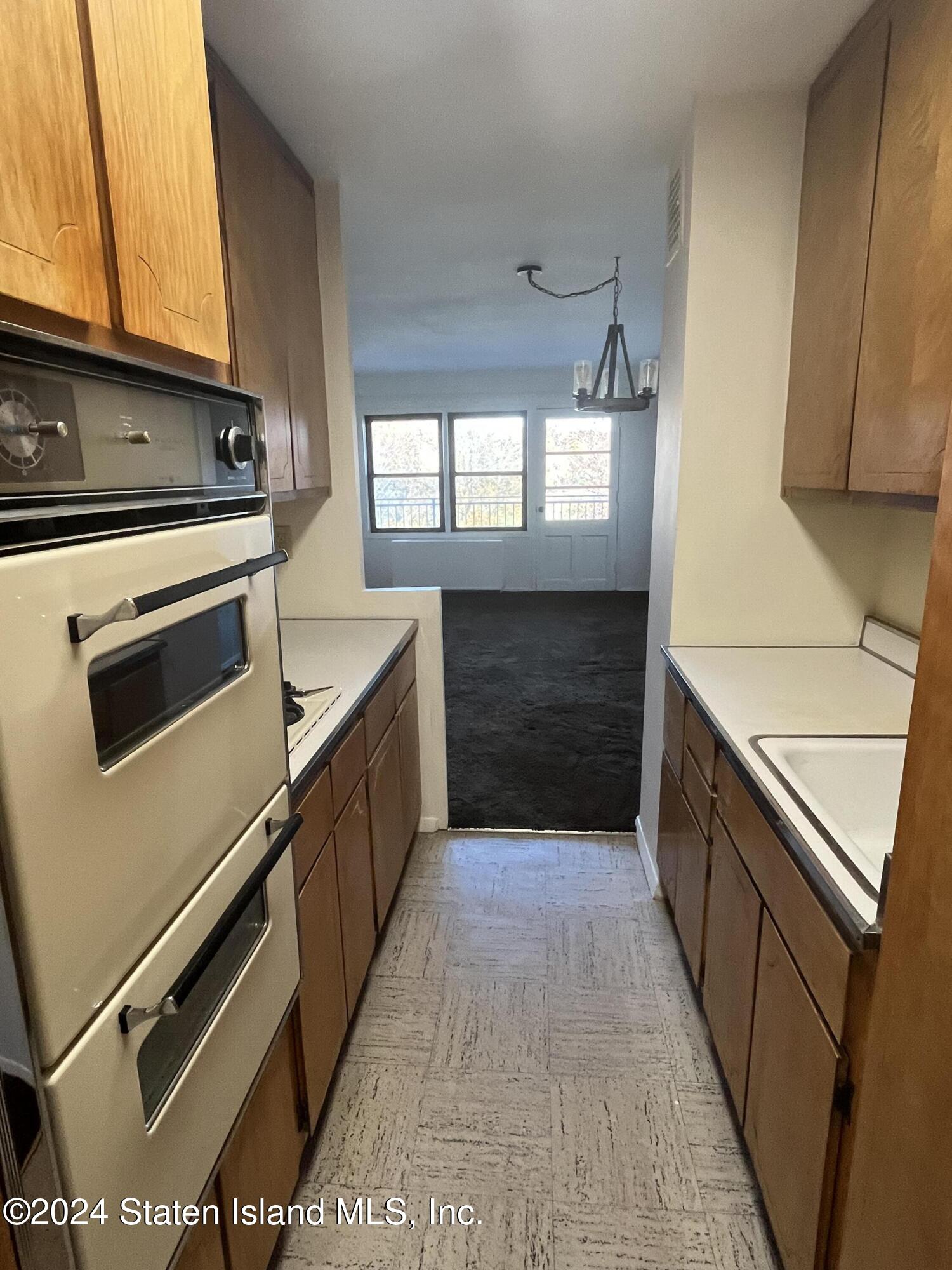 1100 Clove Road 6-H, Staten Island, NY, 10301 image 14