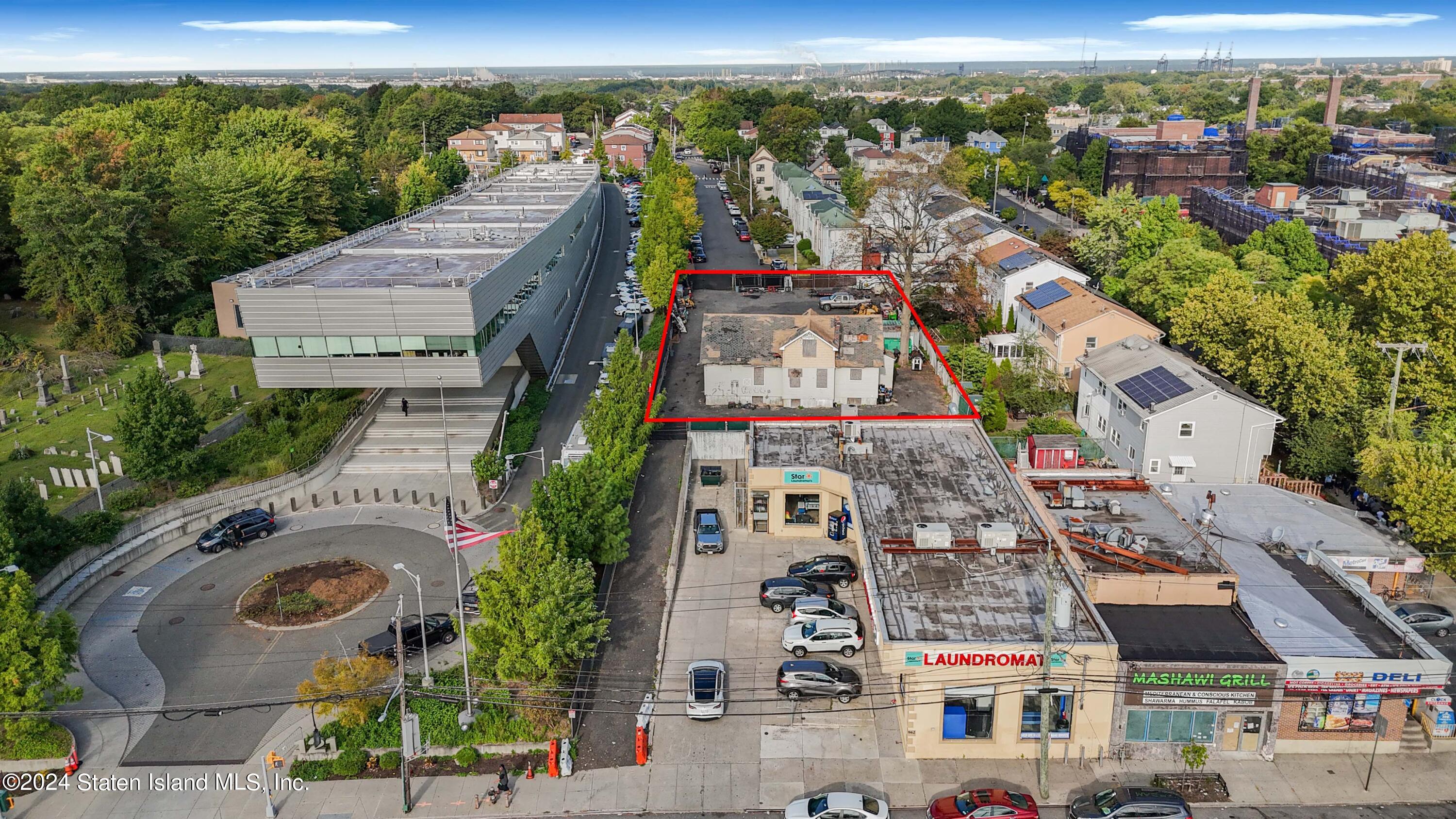 964 Richmond Avenue Image 1