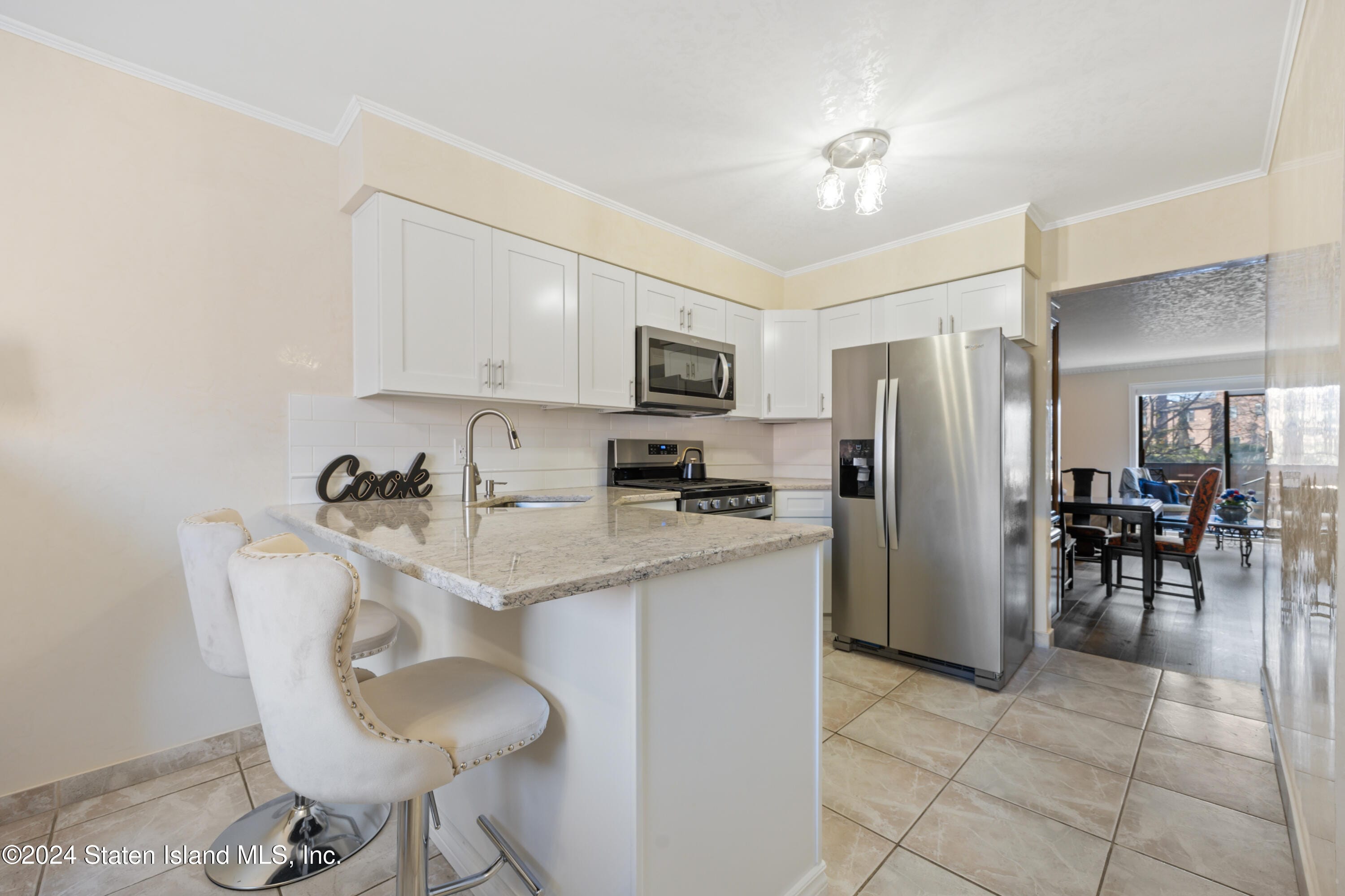 72 Alan Loop, Staten Island, NY, 10304 image 6