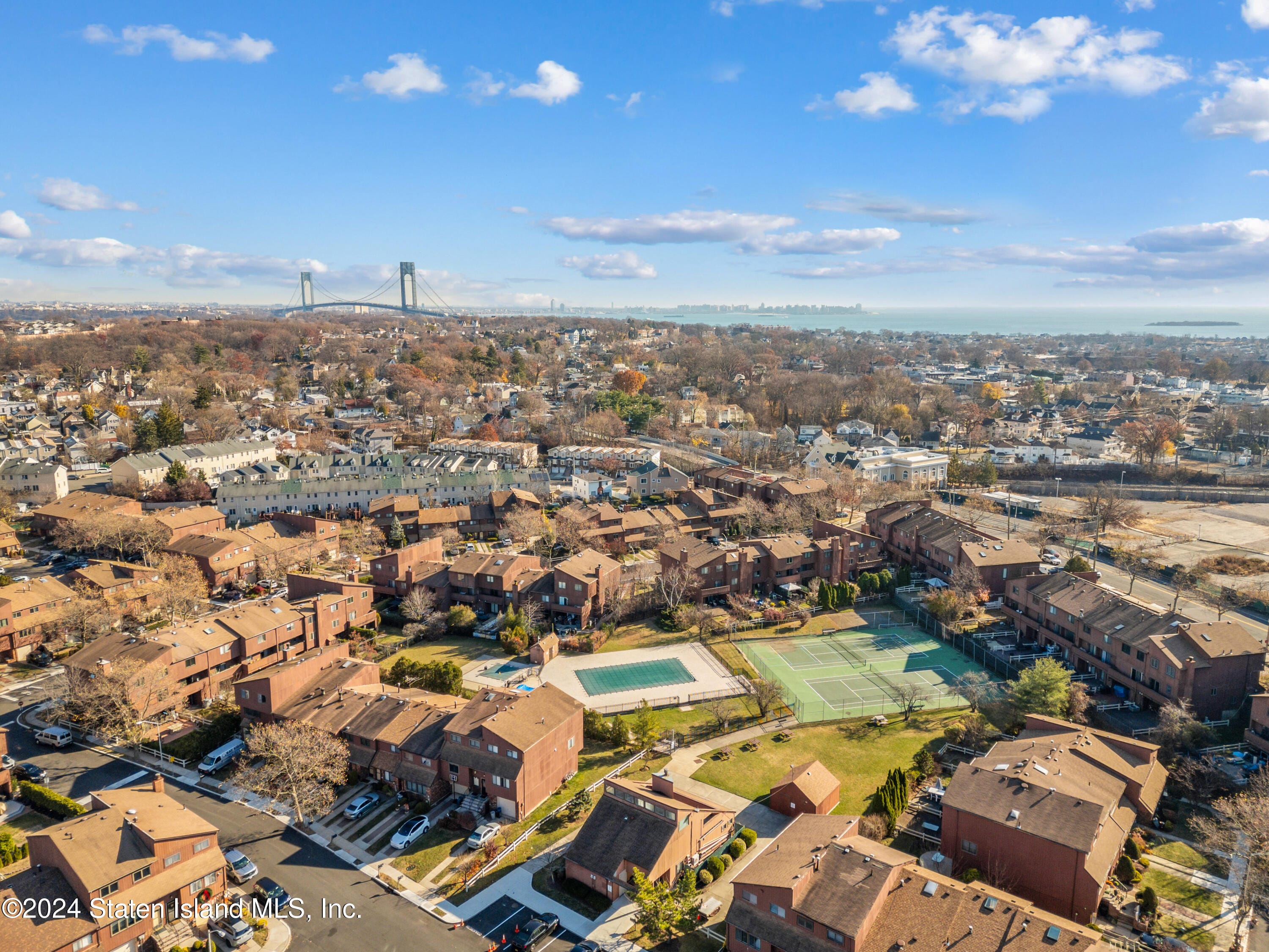 72 Alan Loop, Staten Island, NY, 10304 image 20