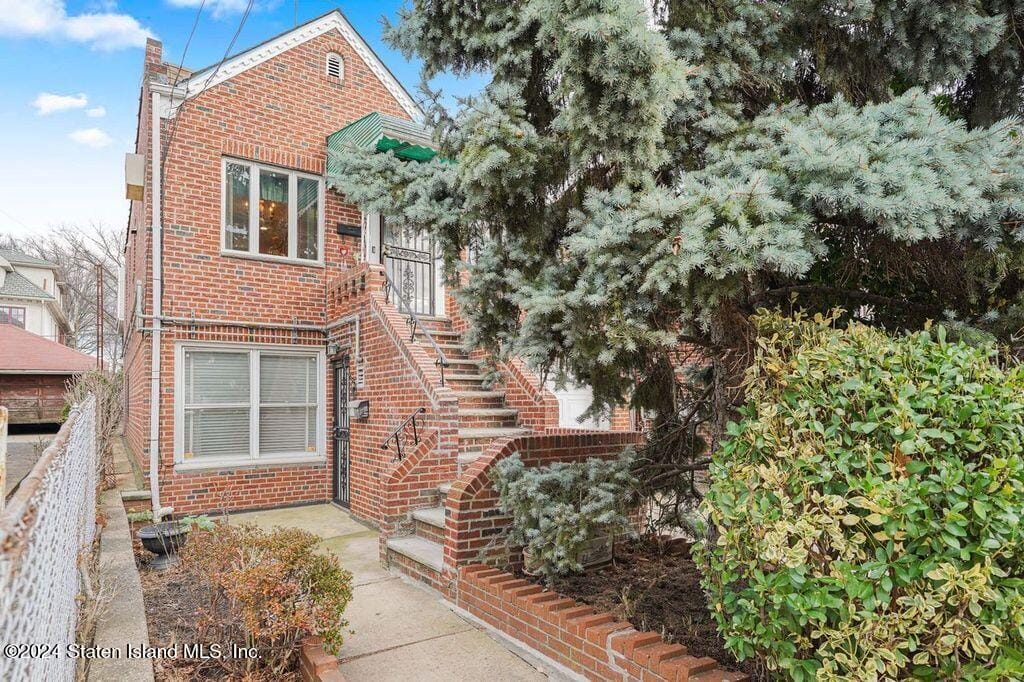 2165 Homecrest Avenue Image 3