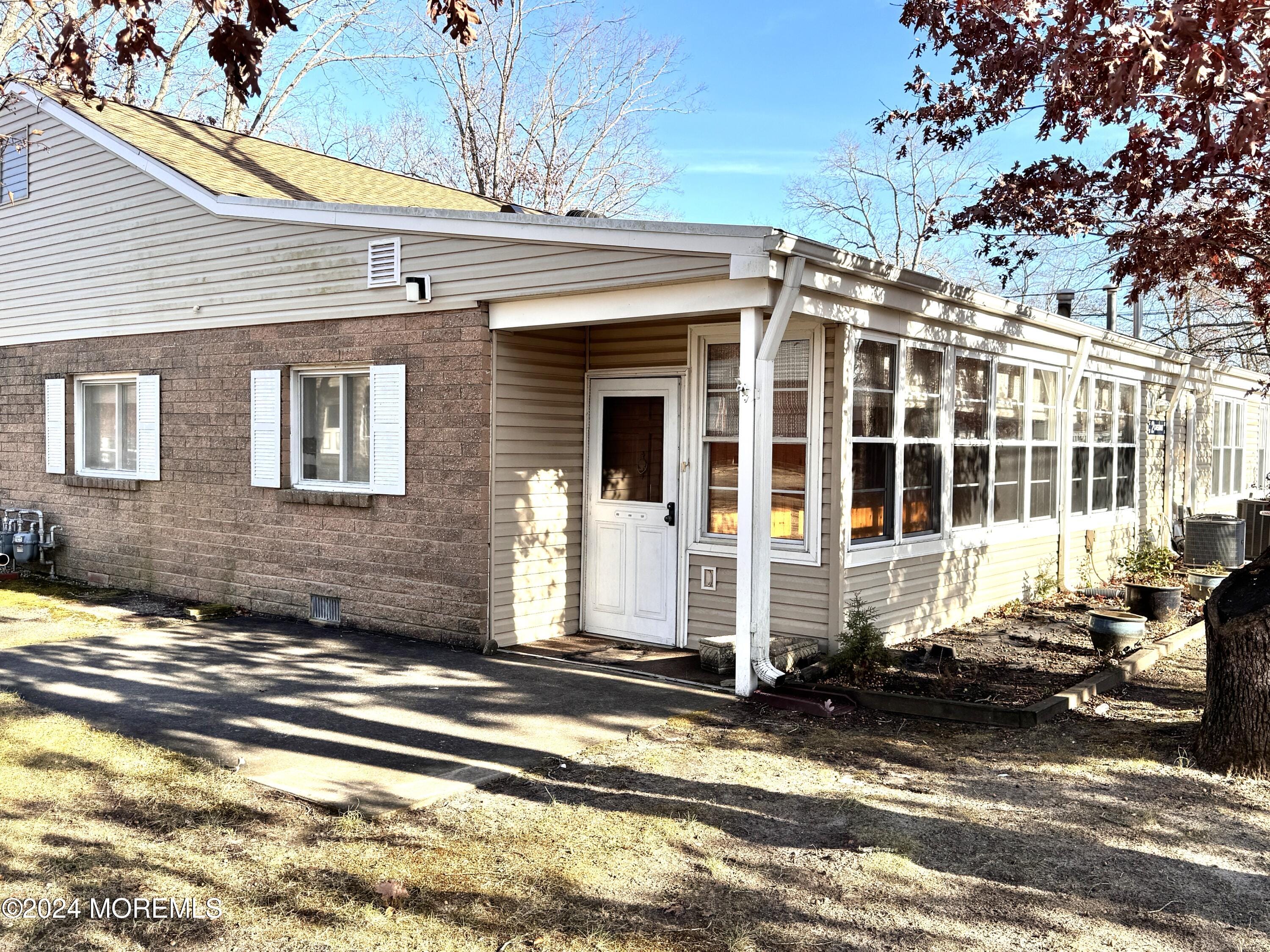 2 Chestnut Street B Image 1