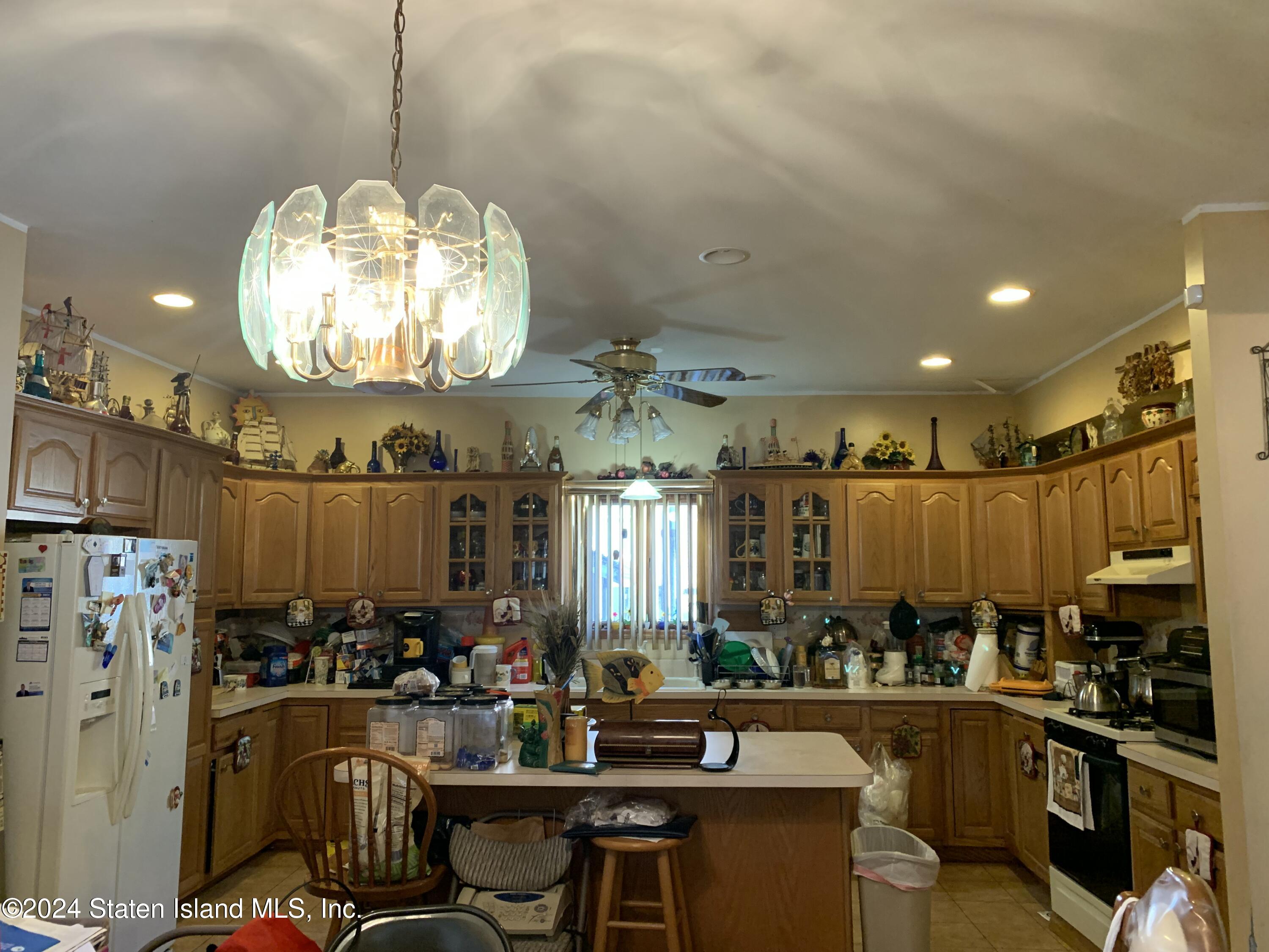 21 Father Capodanno Boulevard, Staten Island, NY, 10305 image 12