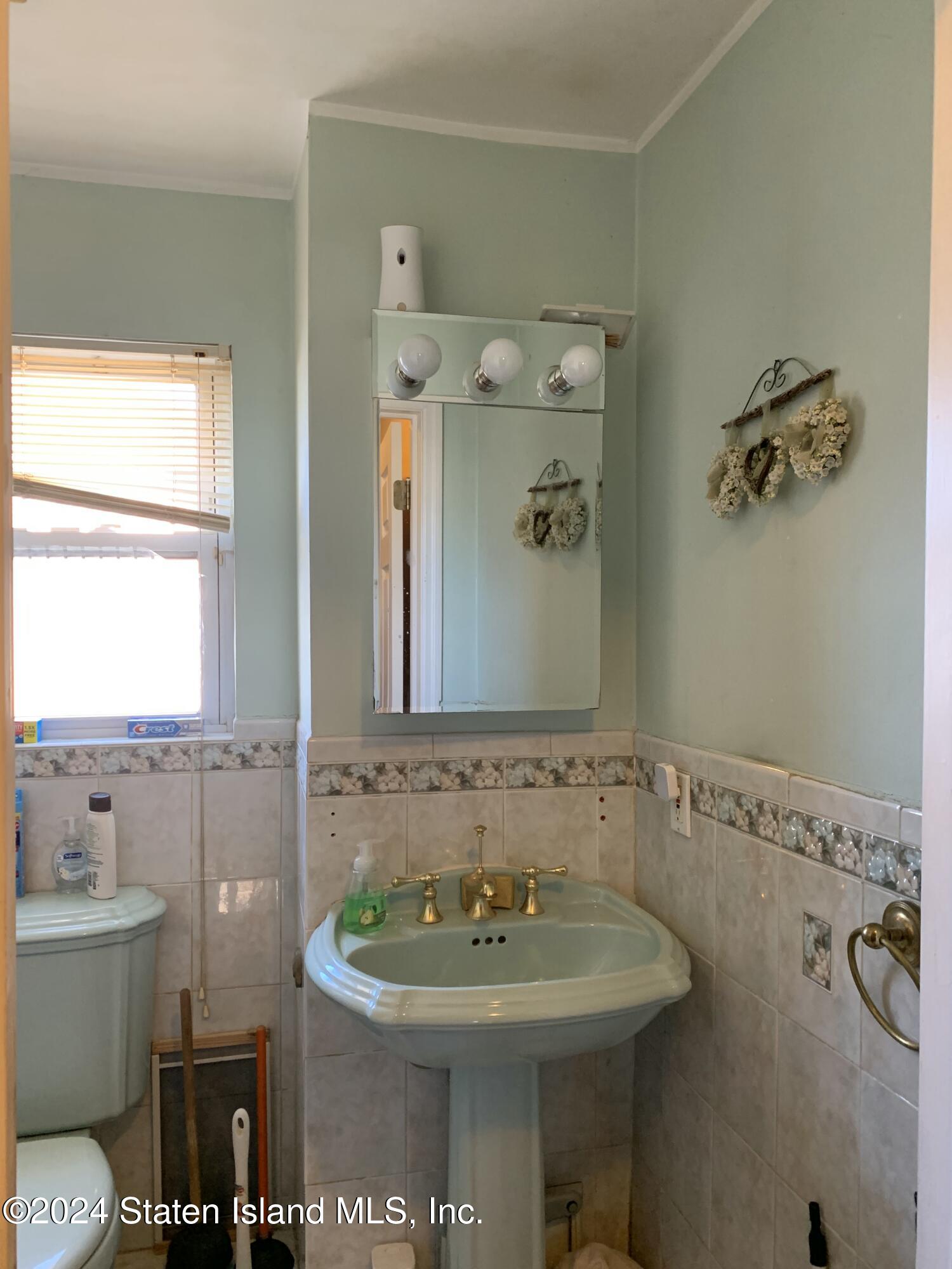 21 Father Capodanno Boulevard, Staten Island, NY, 10305 image 23