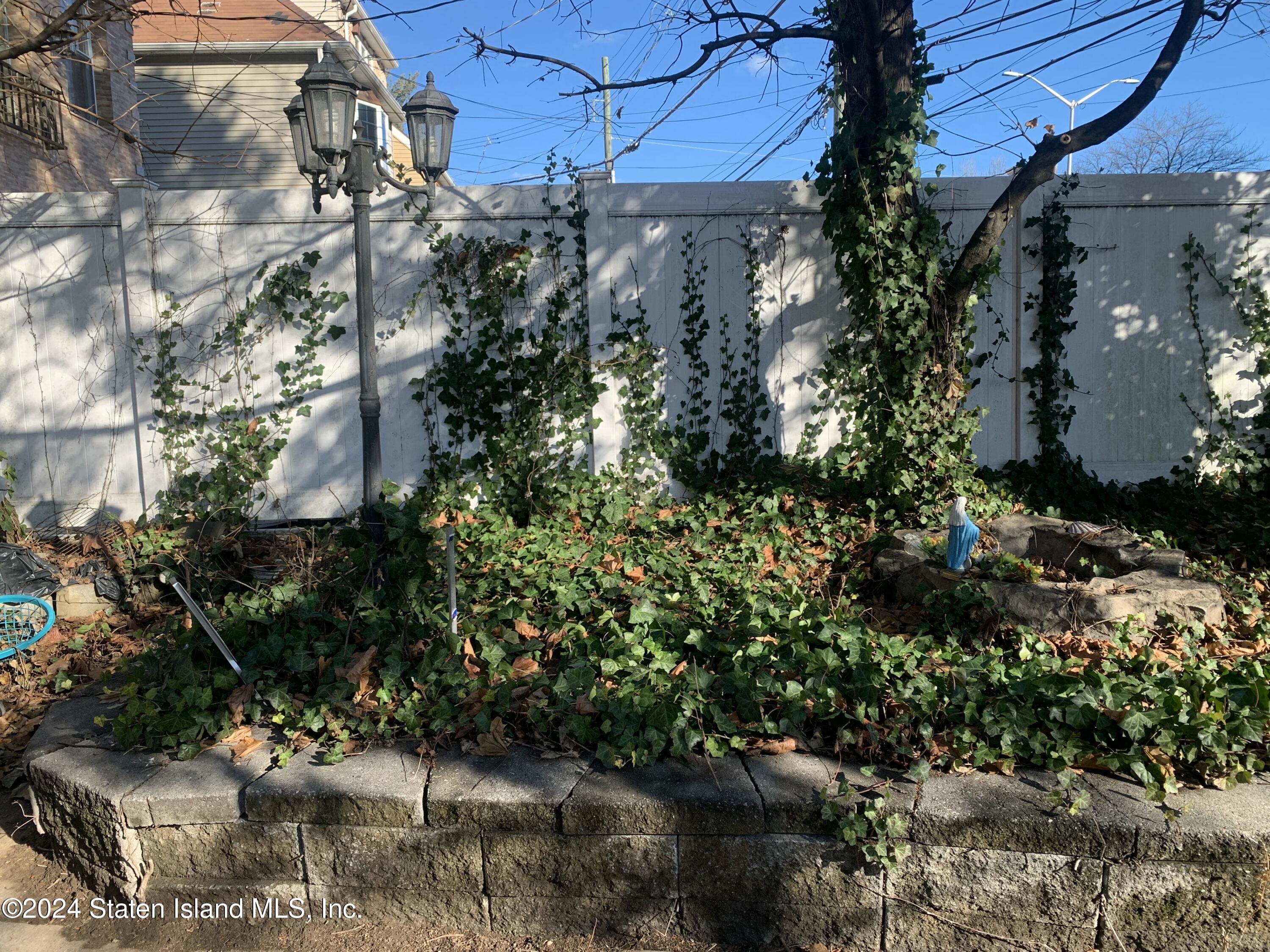 21 Father Capodanno Boulevard, Staten Island, NY, 10305 image 27