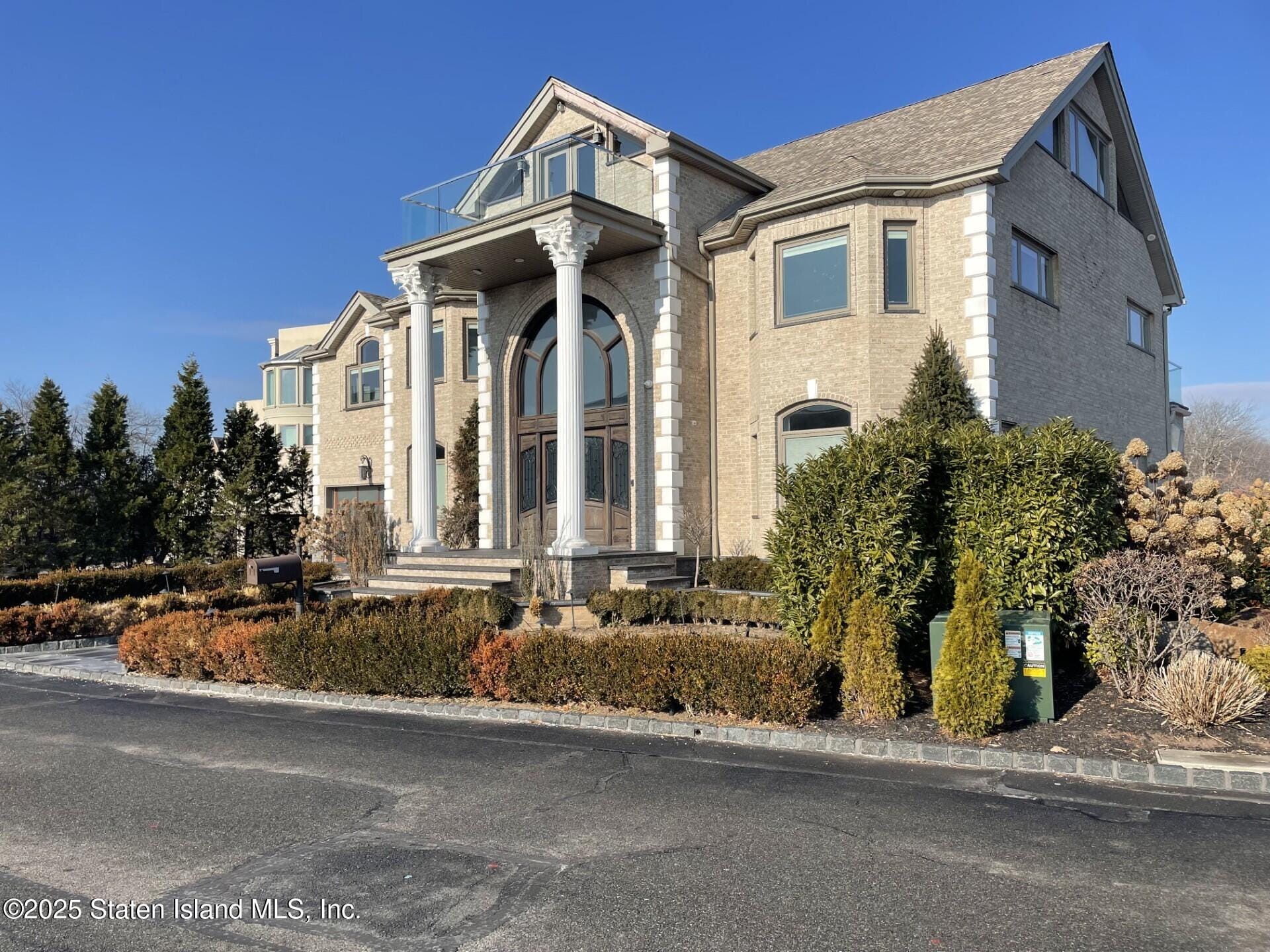 151 Nicolosi Drive Image 2