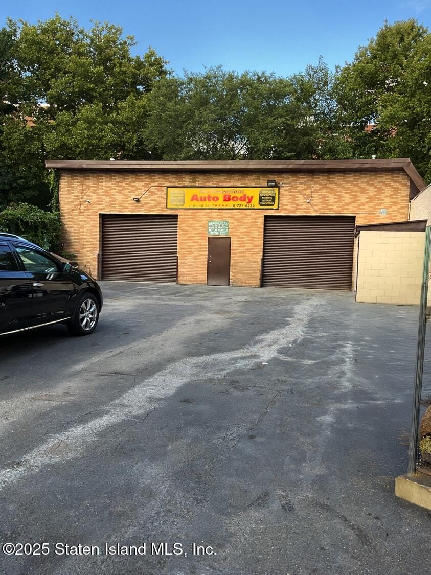 137 Alaska Street Image 1