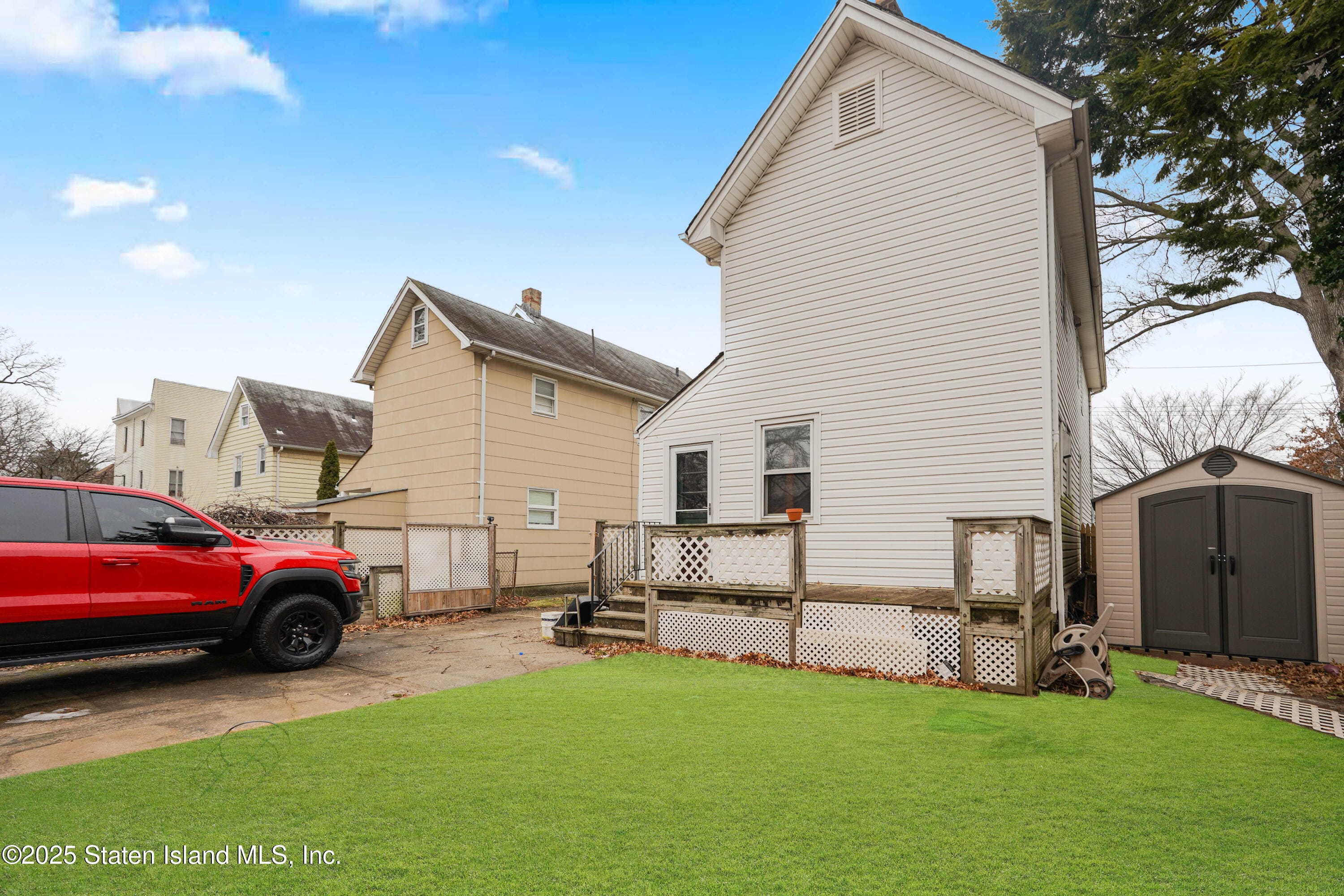 61 Greenleaf Avenue Image 4