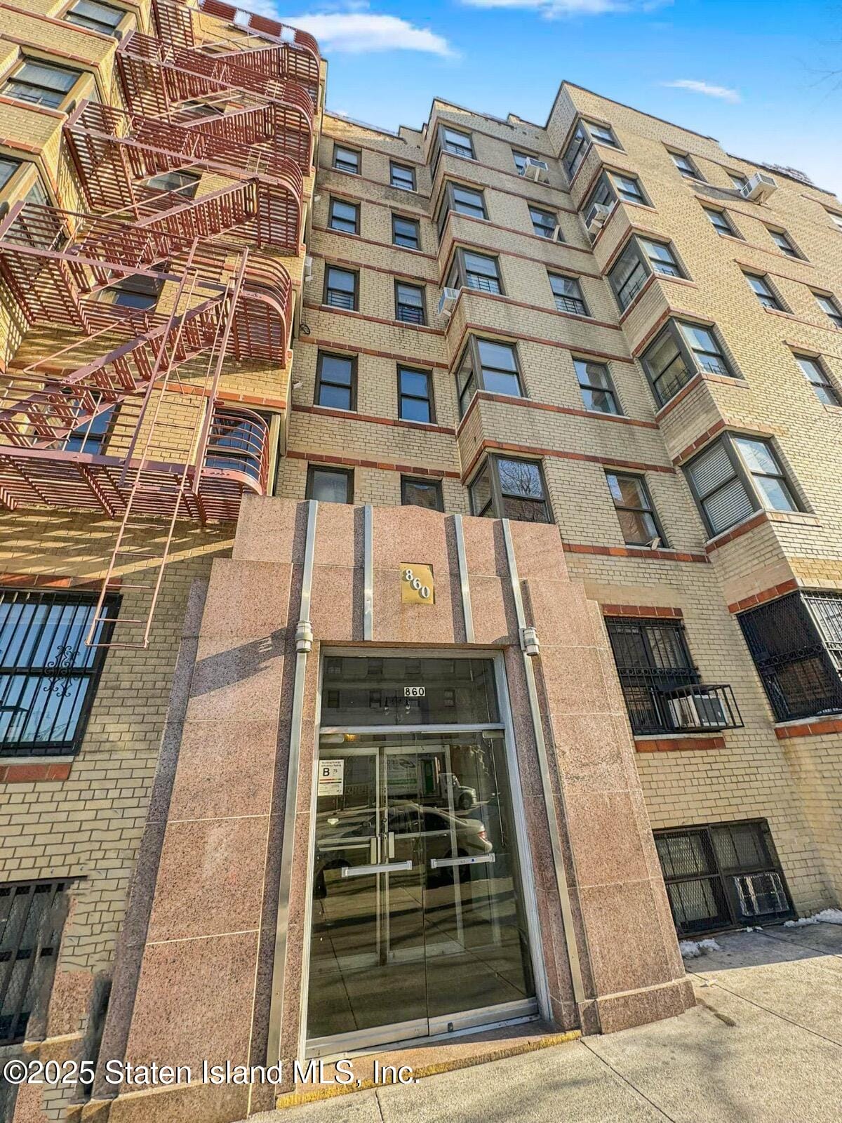860 Grand Concourse 4i Image 2