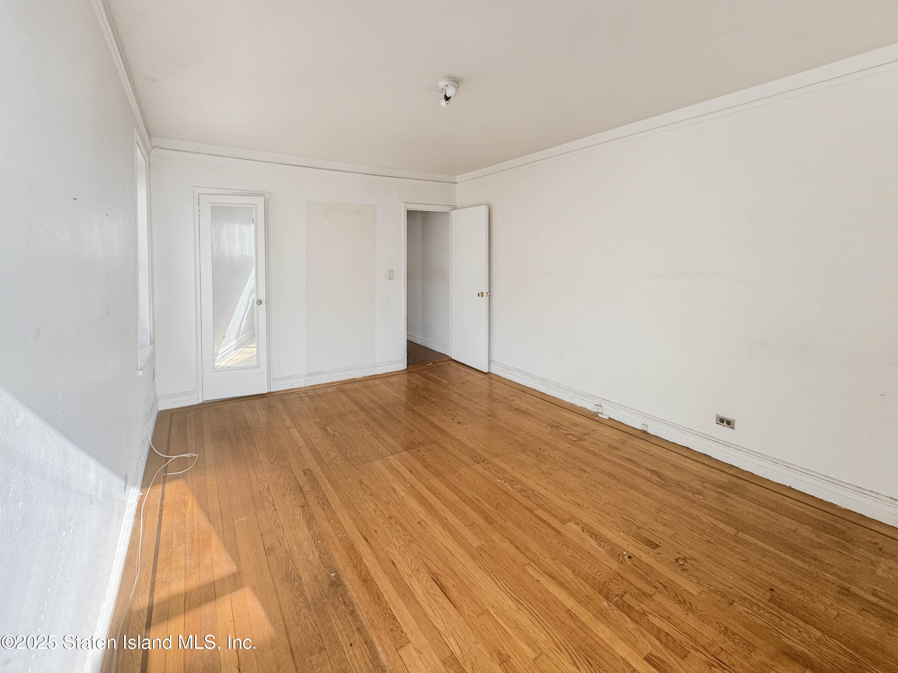 860 Grand Concourse 4i Image 5