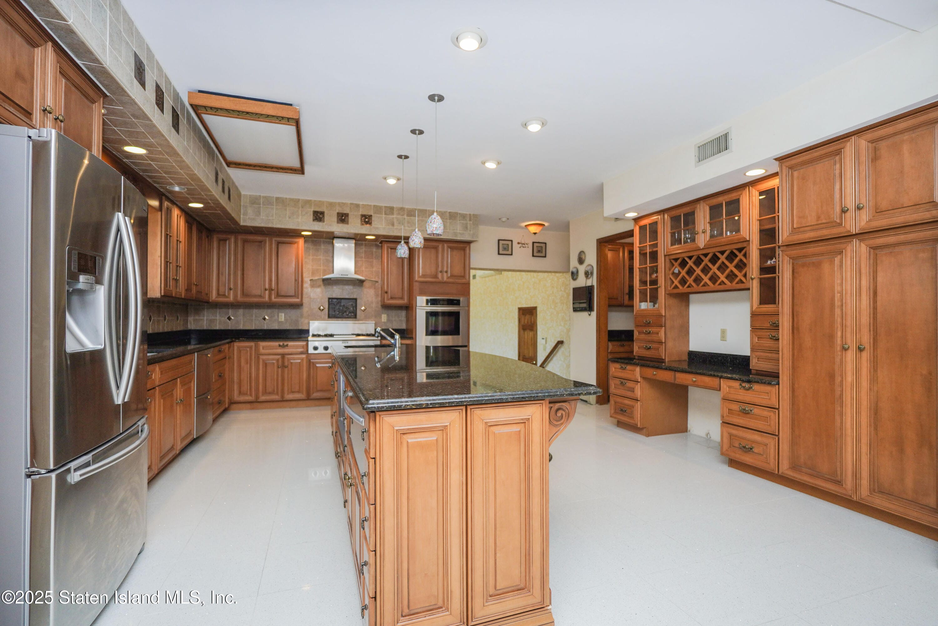 41 Bennett Place, Staten Island, NY, 10312 image 22