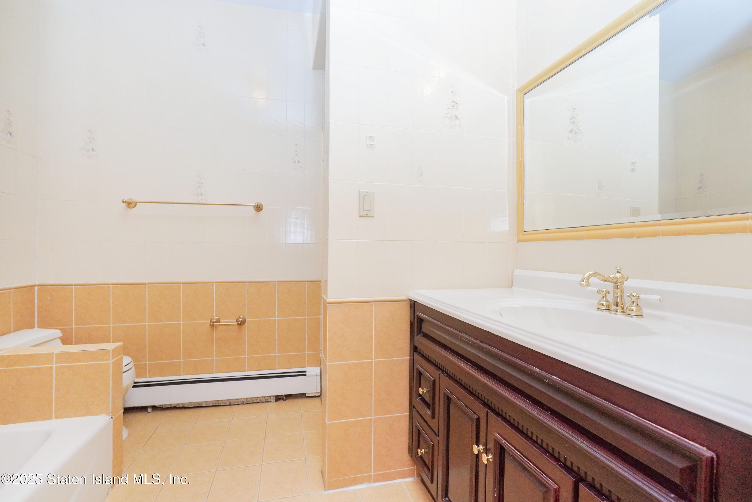 41 Bennett Place, Staten Island, NY, 10312 image 70