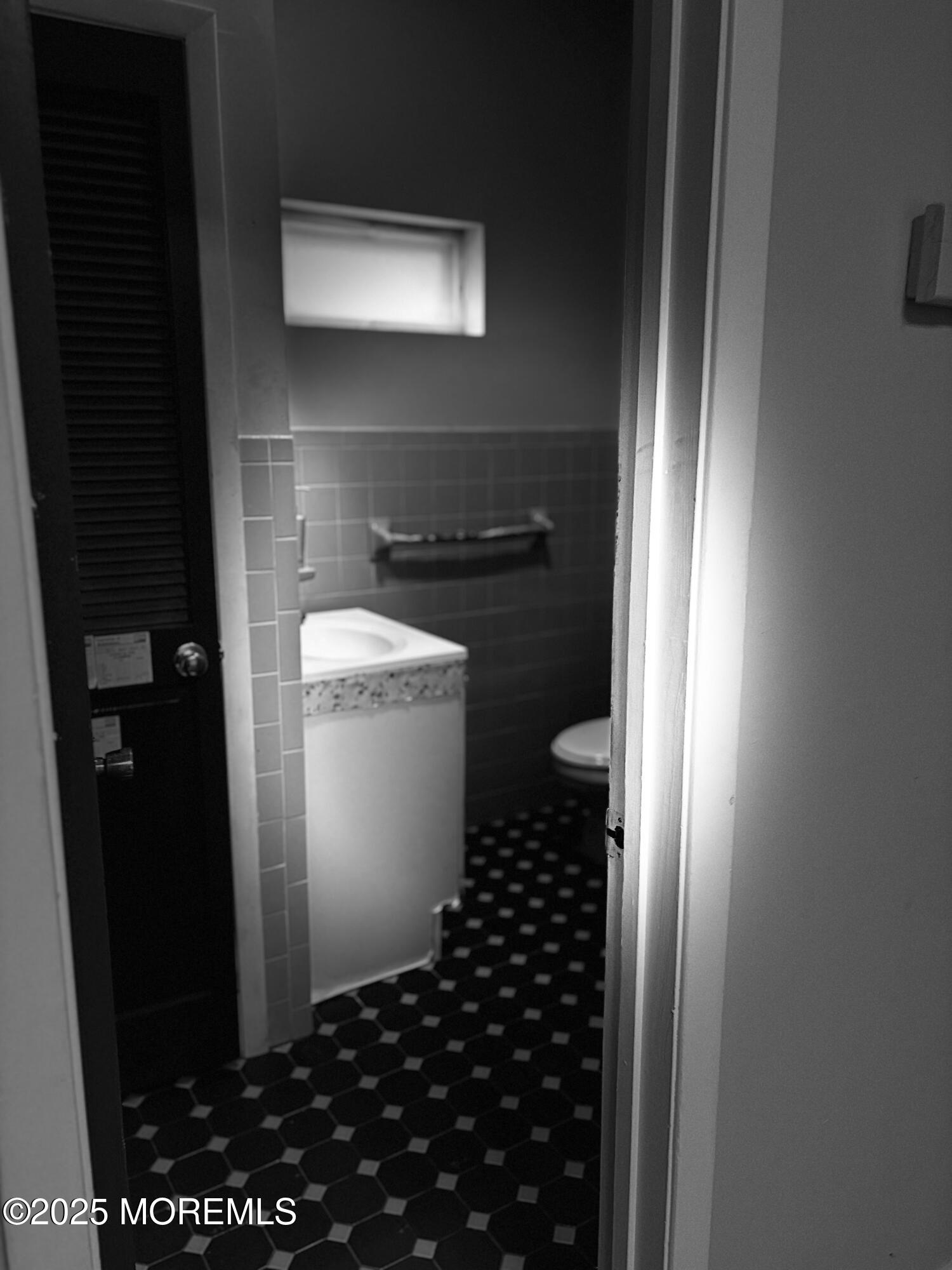 804 Main Street Image 3