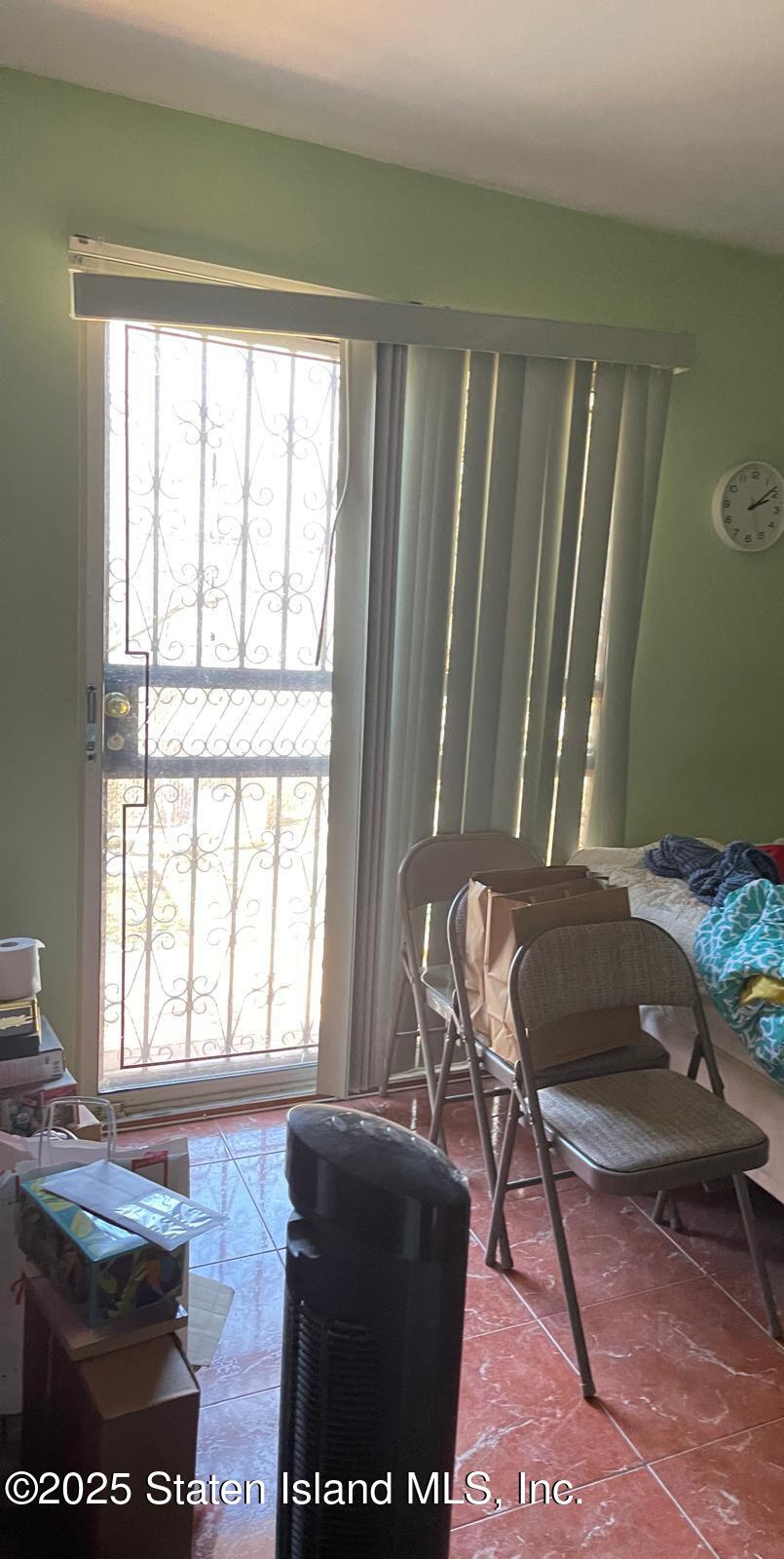 22 Long Pond Lane, Staten Island, NY, 10304 image 11