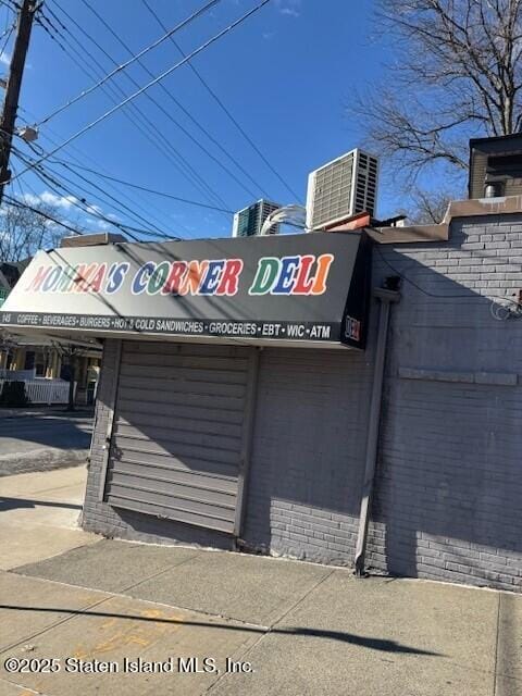 145 Westervelt Avenue Image 2