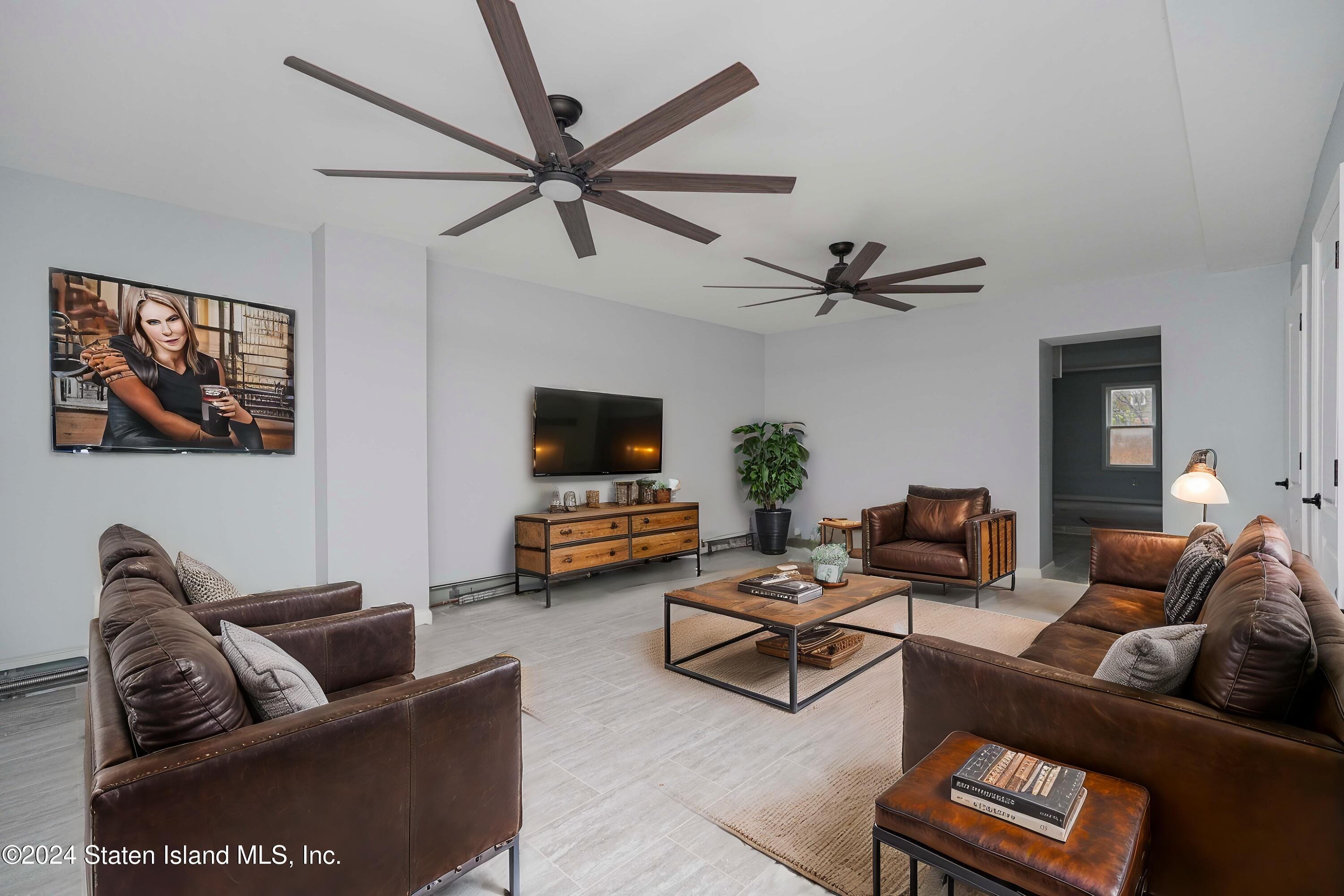 446 Tompkins Avenue Image 4