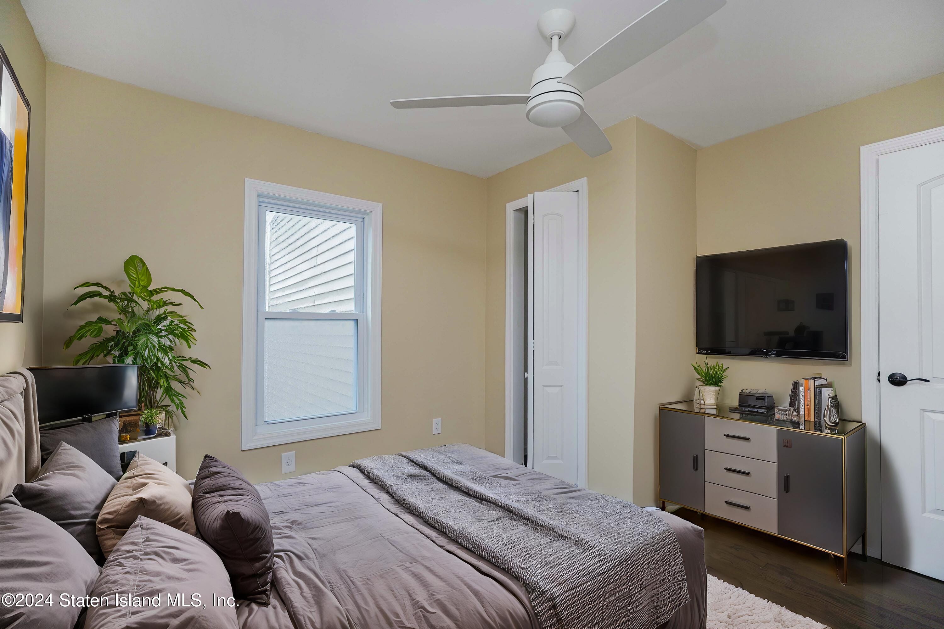 446 Tompkins Avenue, Staten Island, NY, 10305 image 8