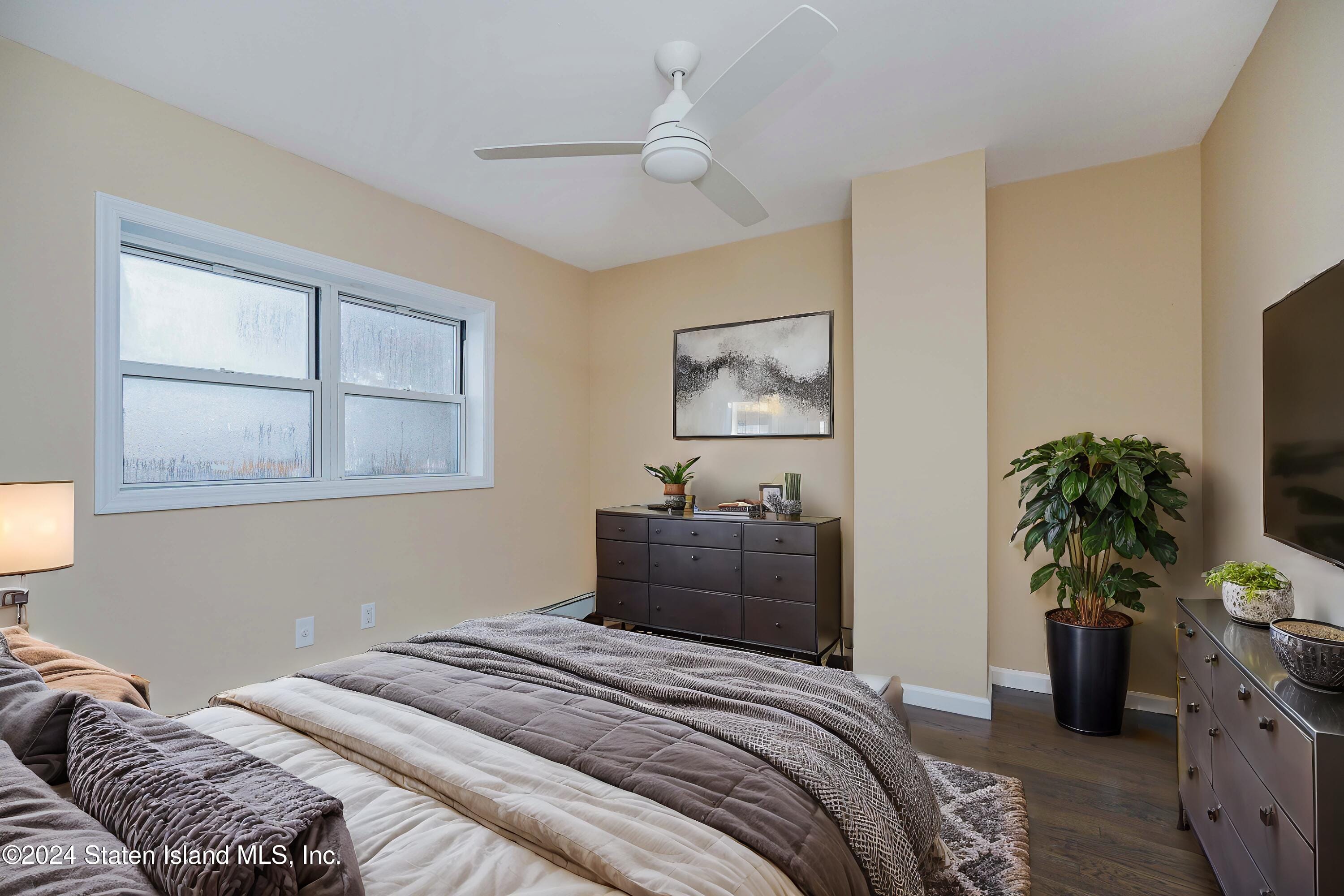 446 Tompkins Avenue, Staten Island, NY, 10305 image 11