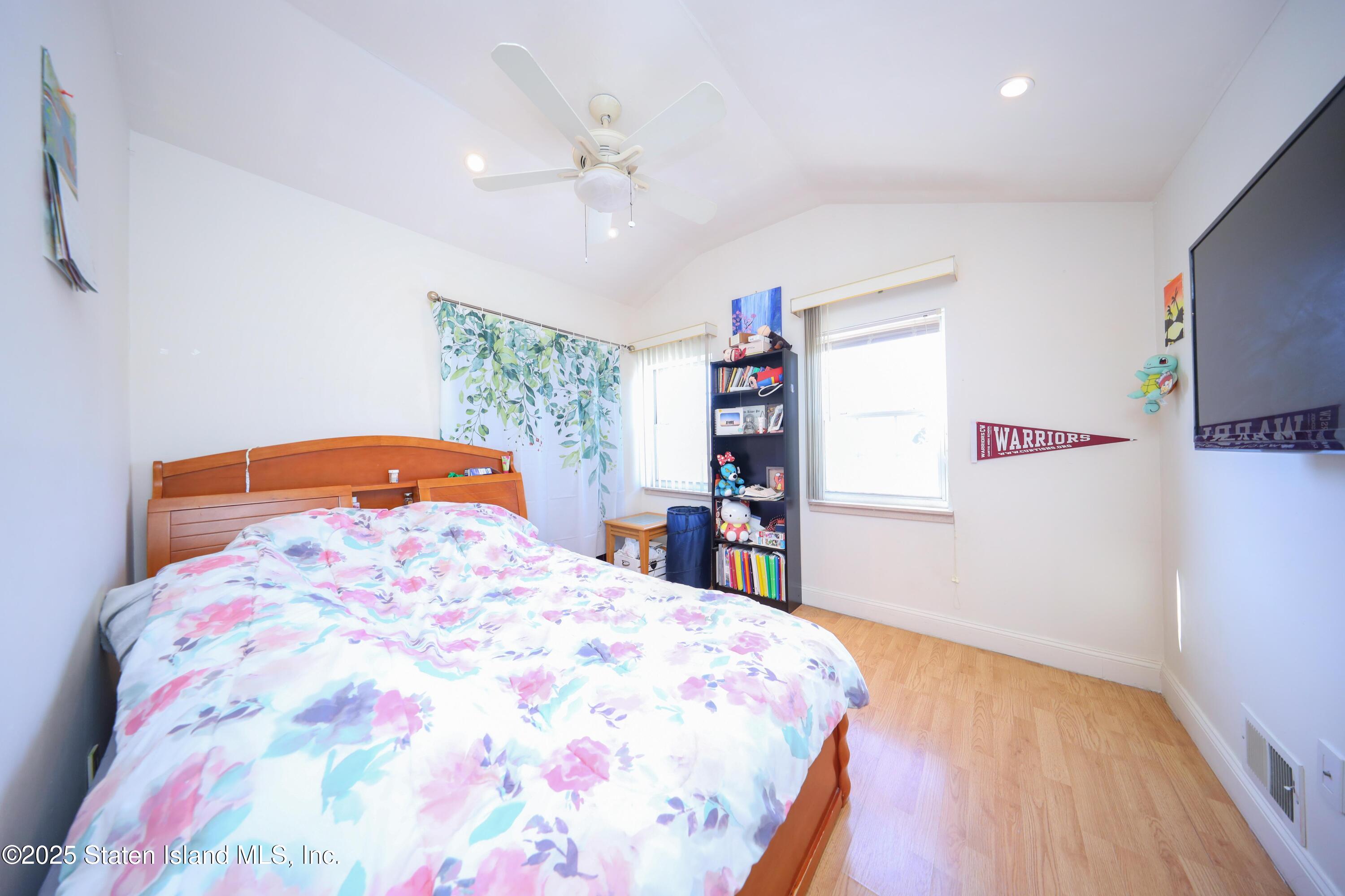 68 Hope Lane, Staten Island, NY, 10305 image 12