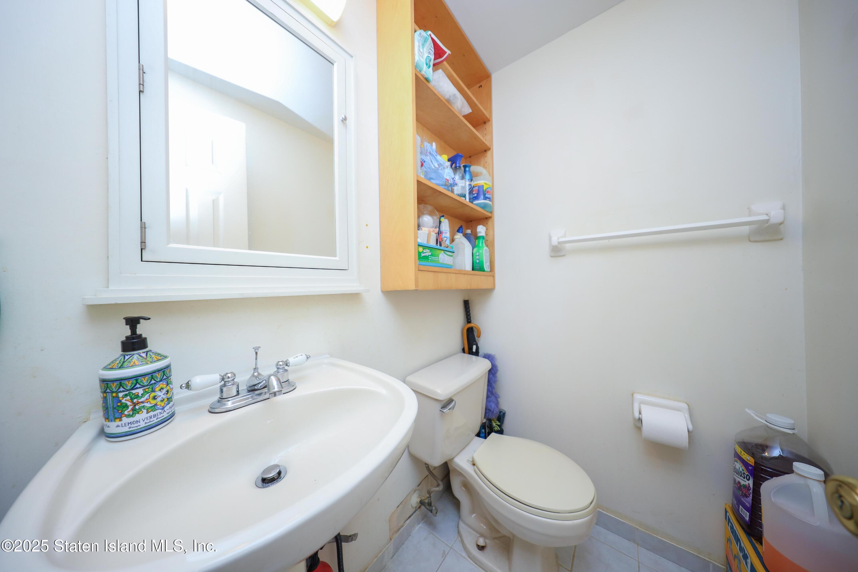 68 Hope Lane, Staten Island, NY, 10305 image 16