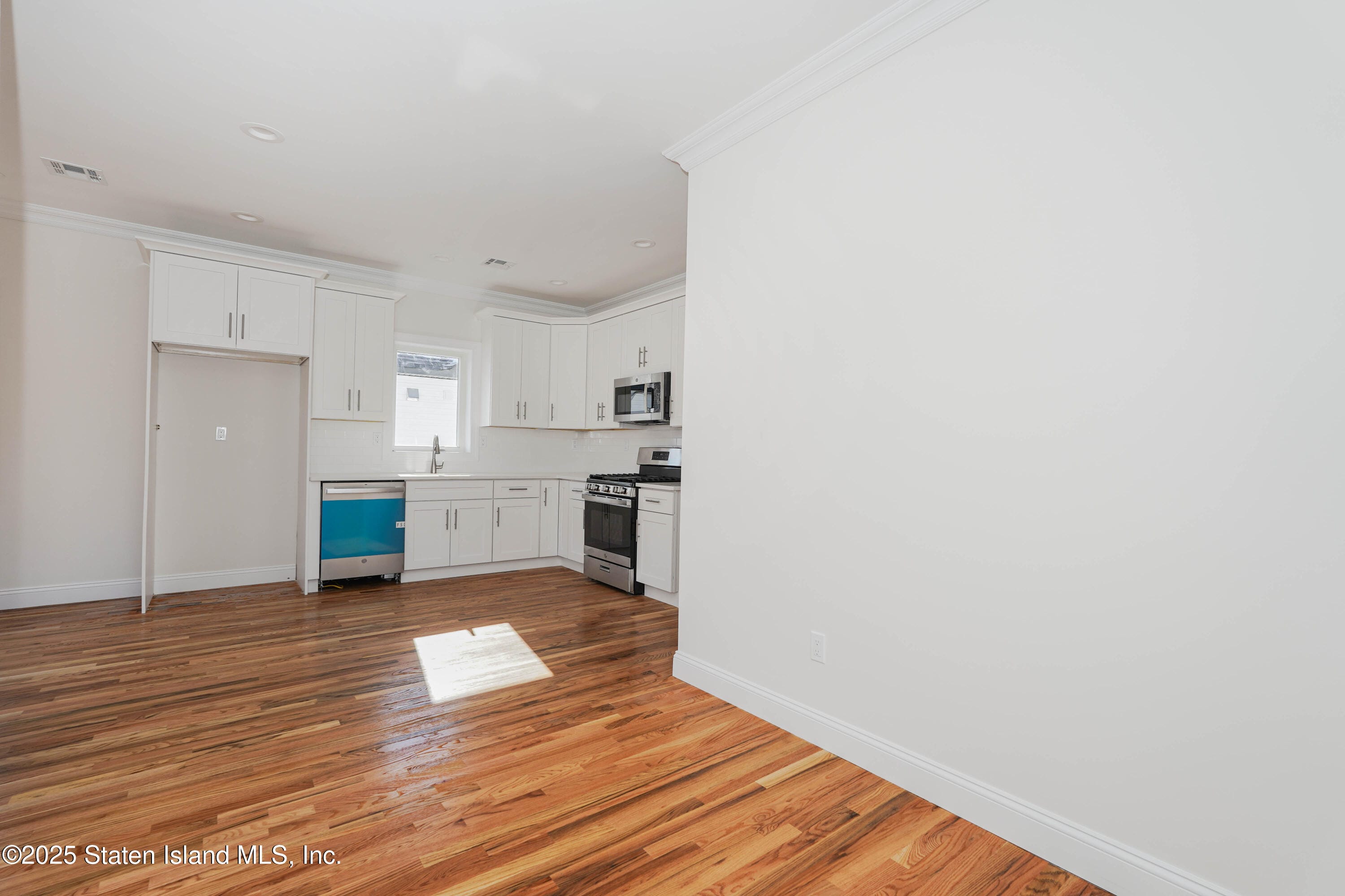 284 Eltingville Boulevard, Staten Island, NY, 10312 image 27